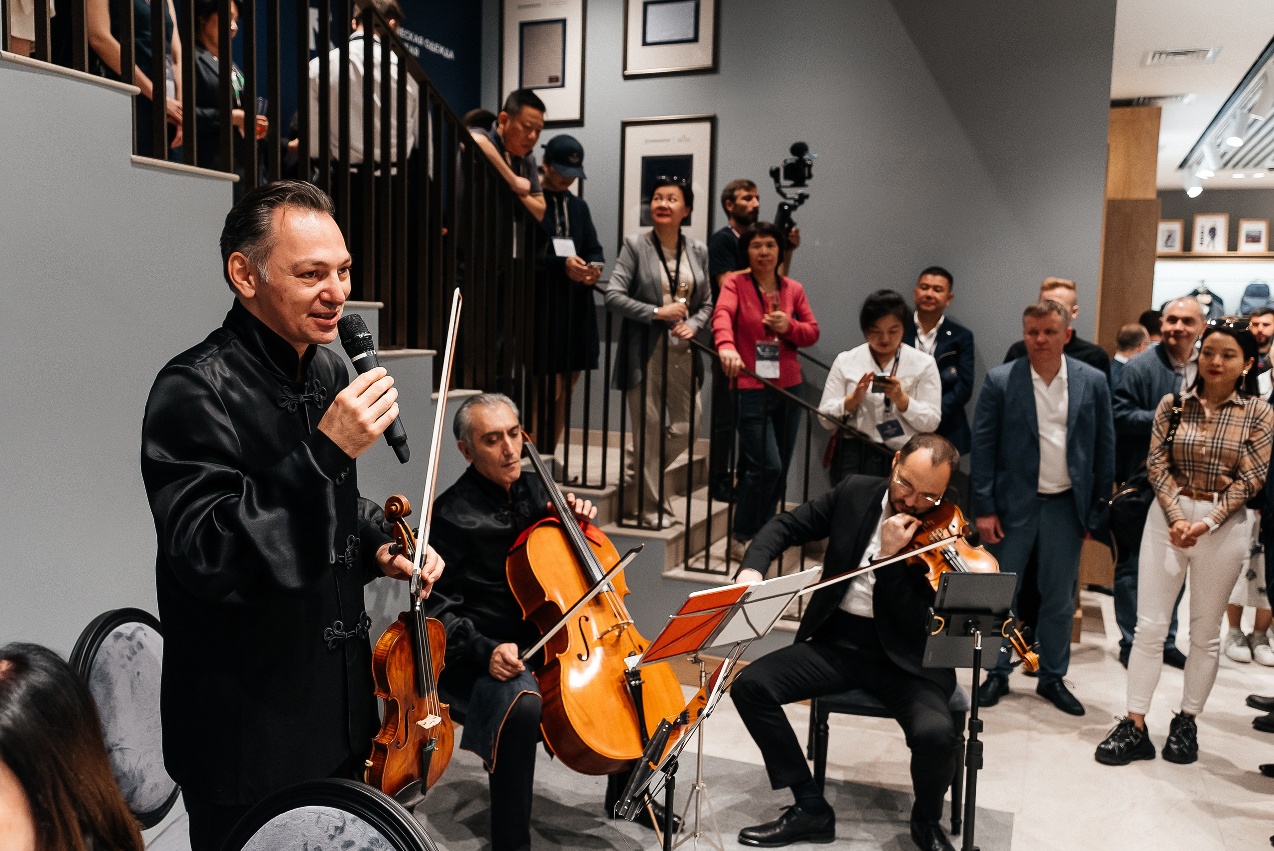 Henderson. Павел Краснов — Свадебный и репортажный фотограф в Москве