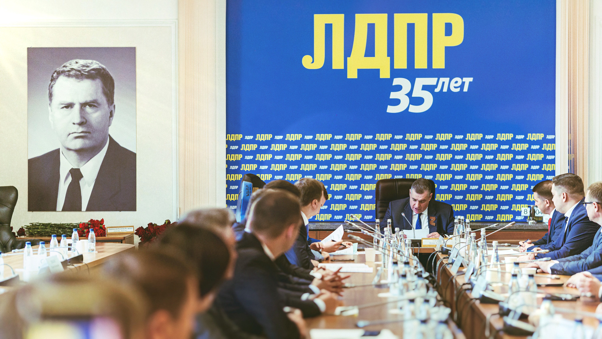 Л. Э. Слуцкий. ХРОНИКИ ХРОНОСА