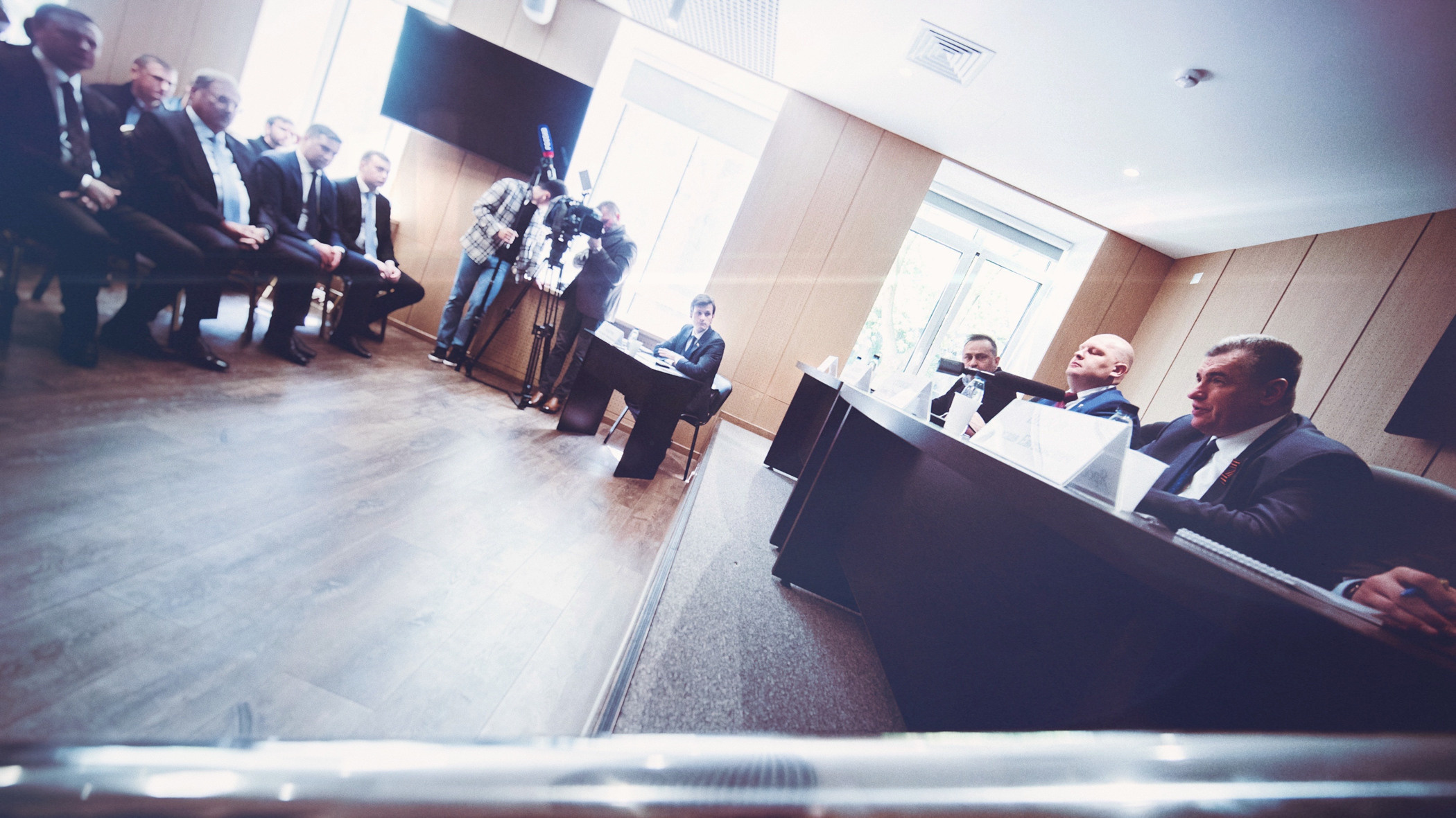 Л. Э. Слуцкий. ХРОНИКИ ХРОНОСА