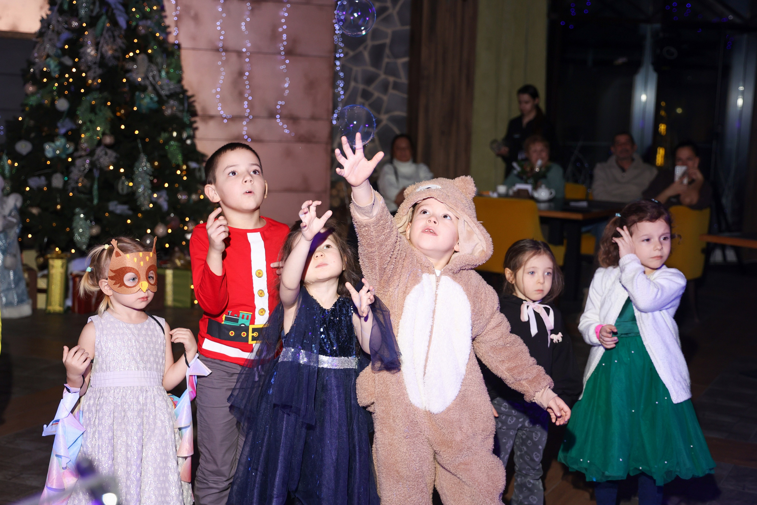 Новогодние праздники 2024-2025 «За поводом». Сведебный и Event фотограф в Москве Бажина Ирина