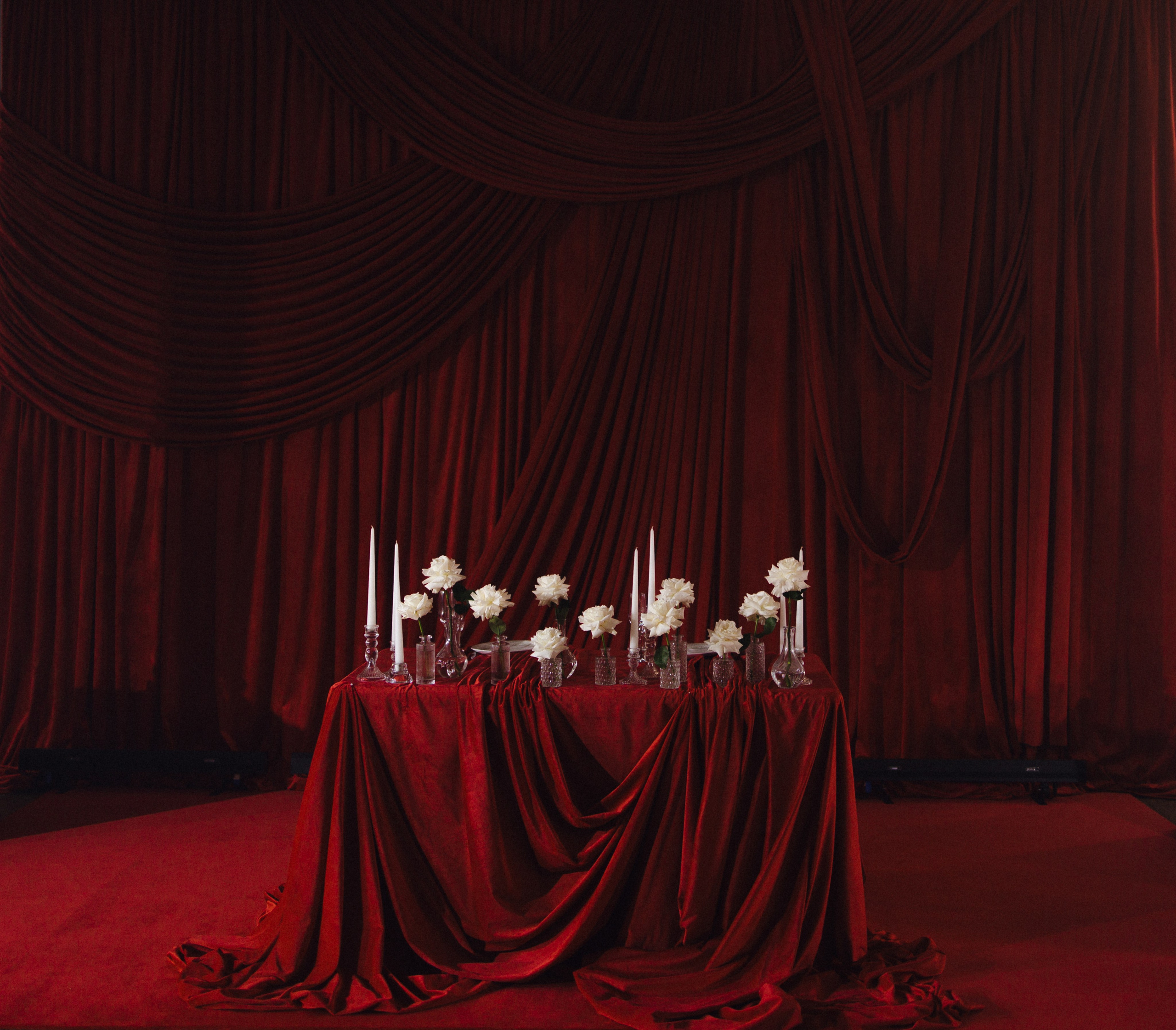 От любви есть только одно средство: любить ещё больше