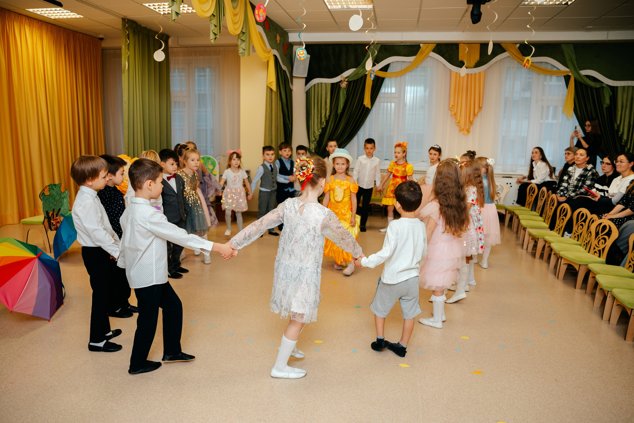 Утренник «Осенний Петербург». Семейный lifestyle фотограф в Санкт-Петербурге Людмила Пахомова