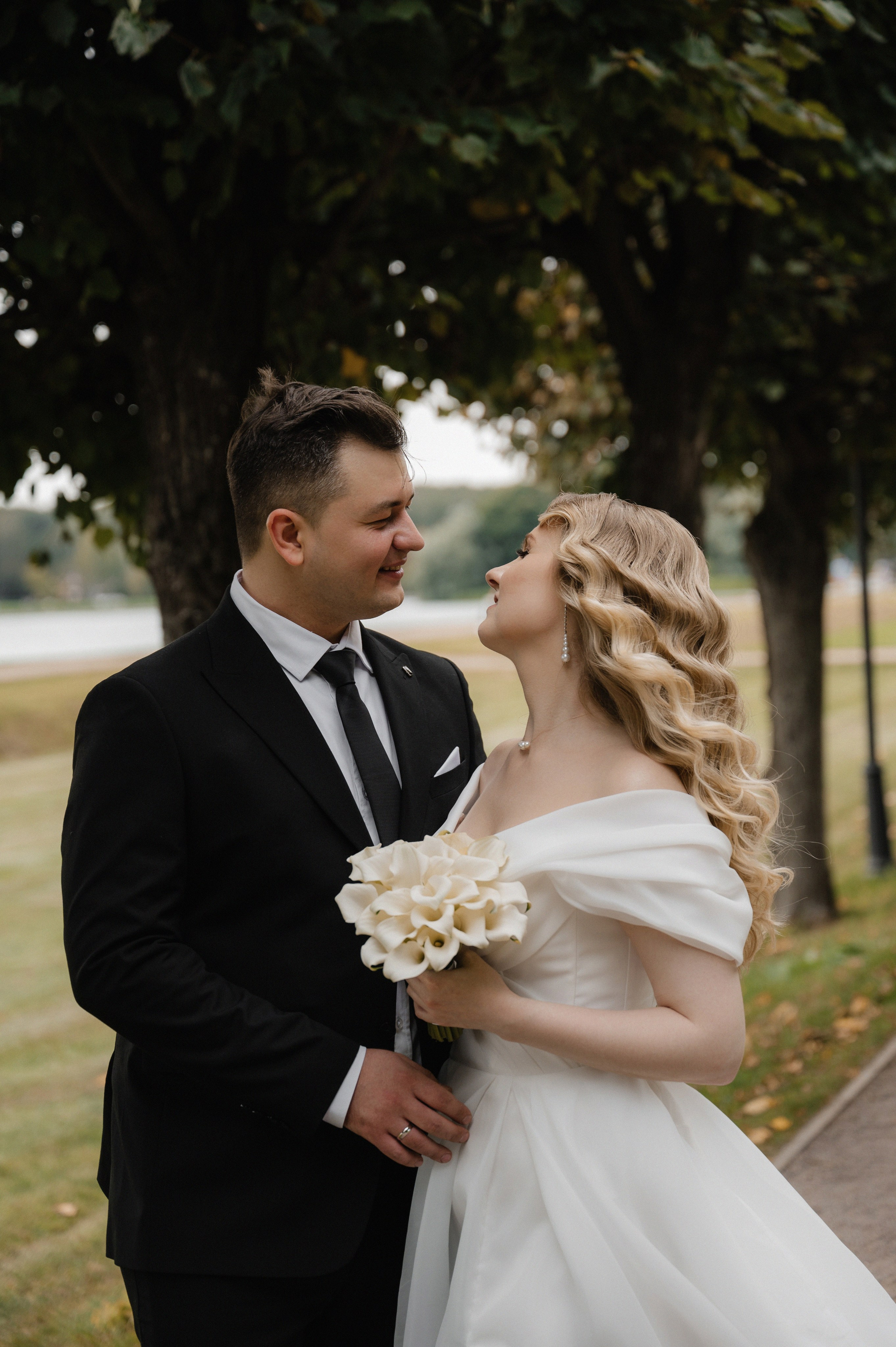 Илья и Ольга.Кусково. Свадебный фотограф Раменское-Москва