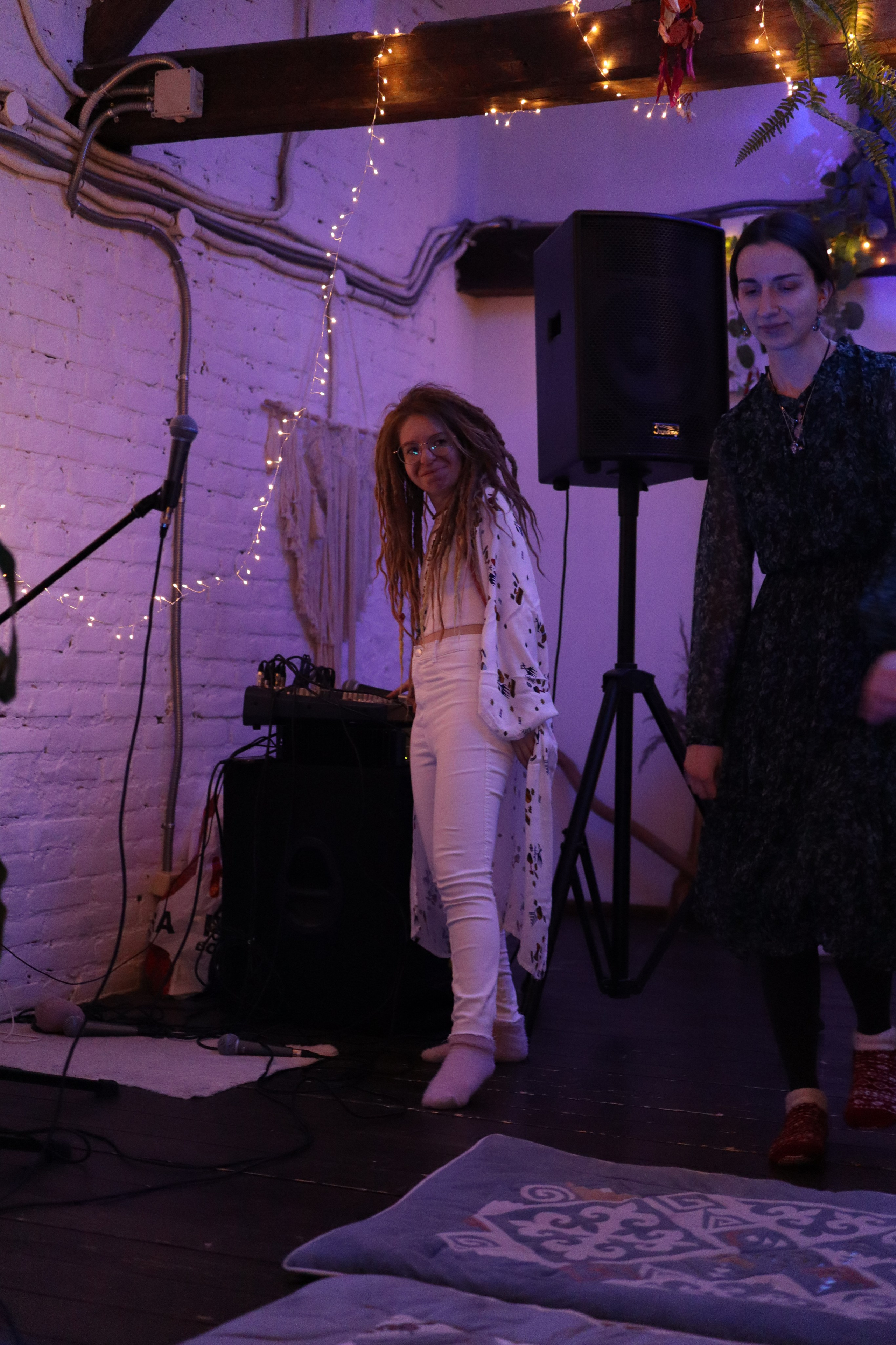 Bhakti Mantra. Photo Ninja