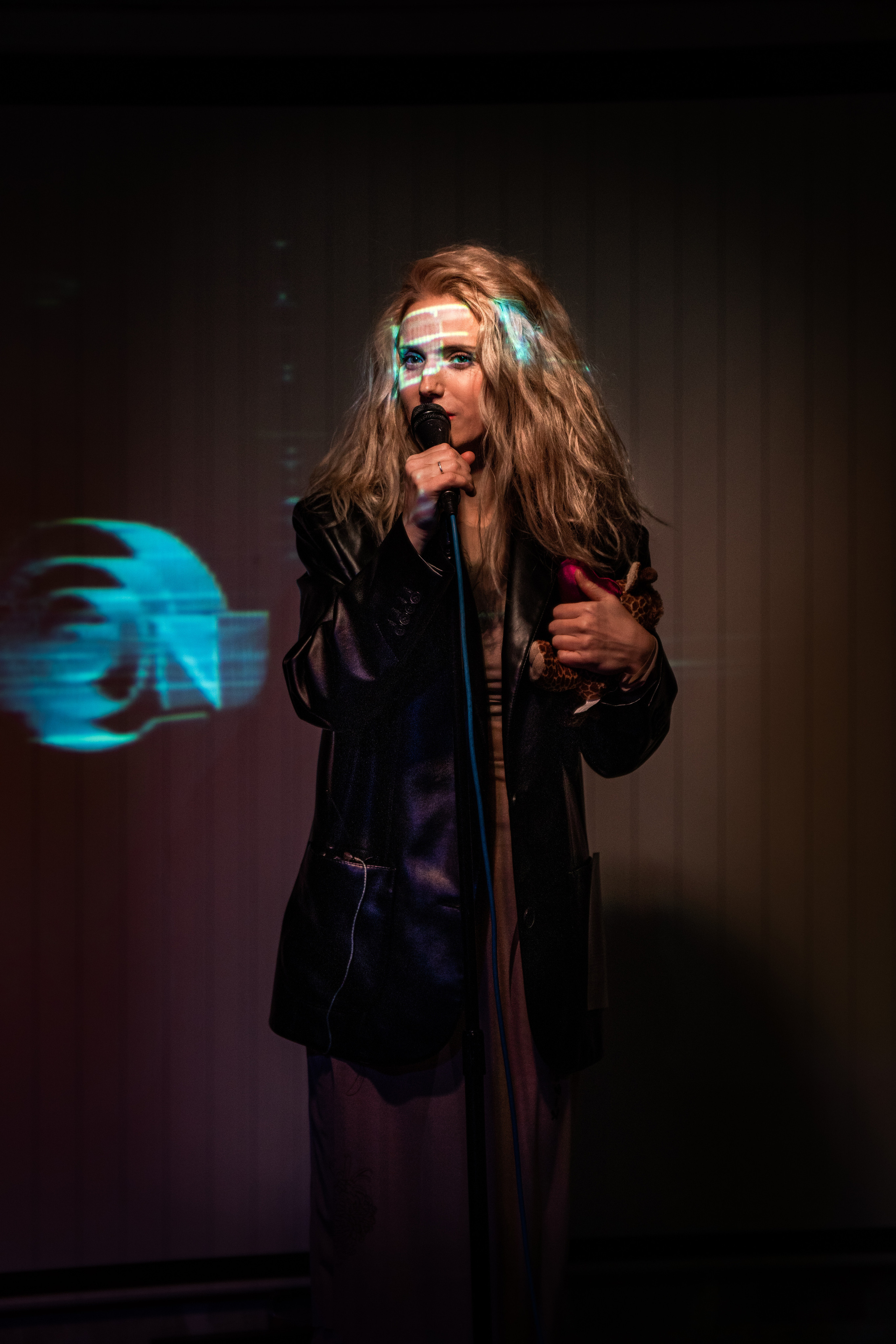 Ира Тонева (Фабрика) — Концерт. Фотограф. Москва. Алексей Светомиров. Love Story, портретная съемка