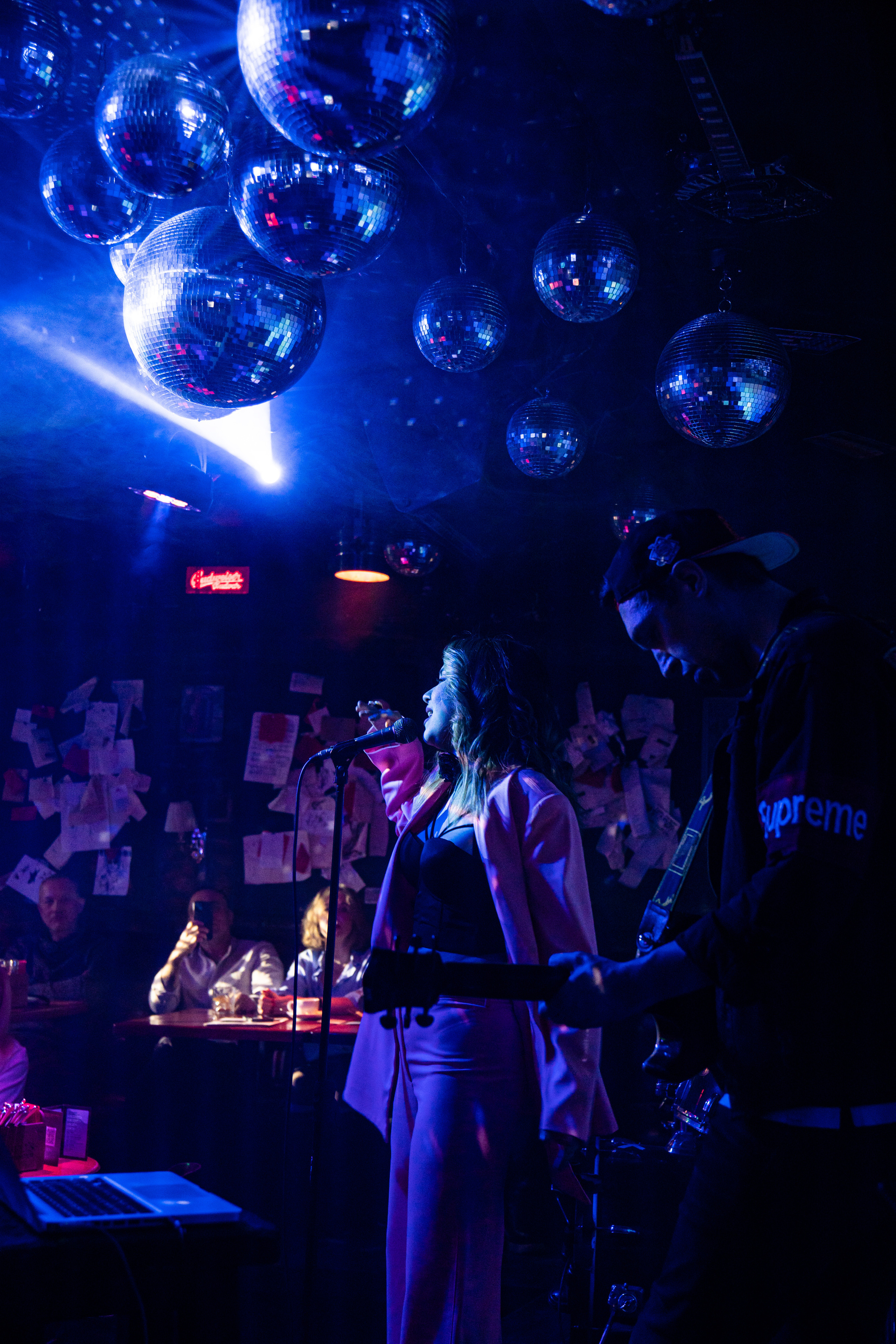 Катя Москалева и Ира Тонева (Фабрика). Фотограф. Москва. Алексей Светомиров. Love Story, портретная съемка