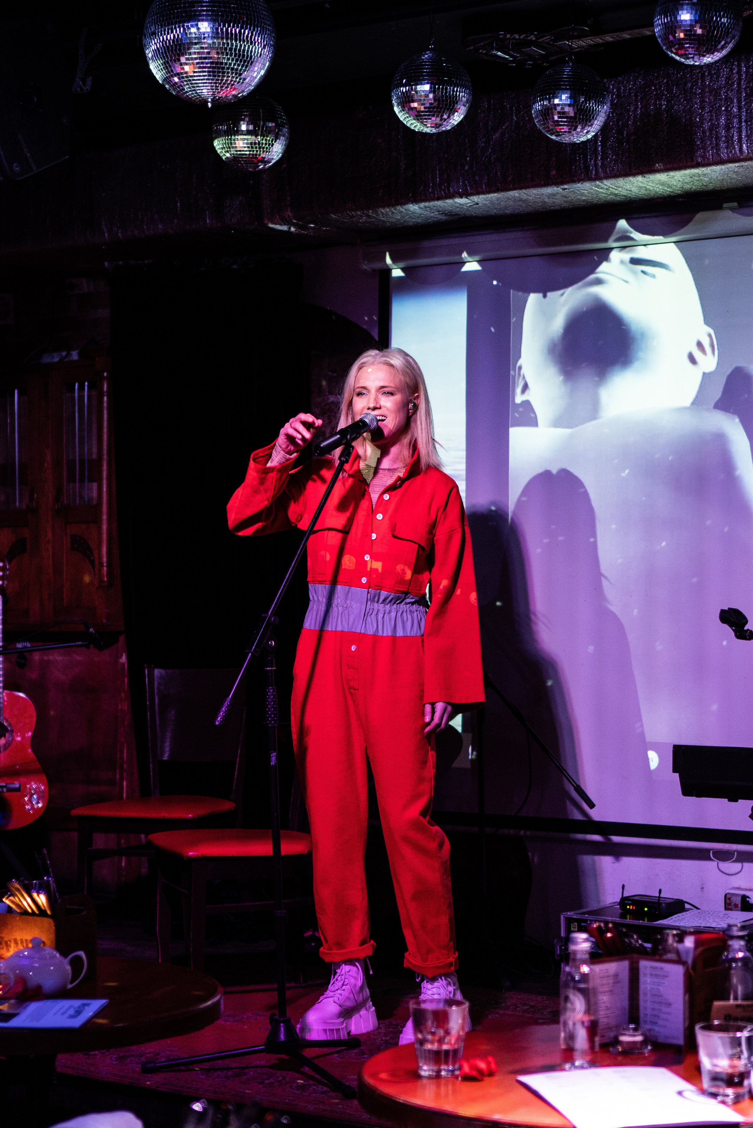 Ира Тонева (Фабрика) — Осенний концерт. Фотограф. Москва. Алексей Светомиров. Love Story, портретная съемка