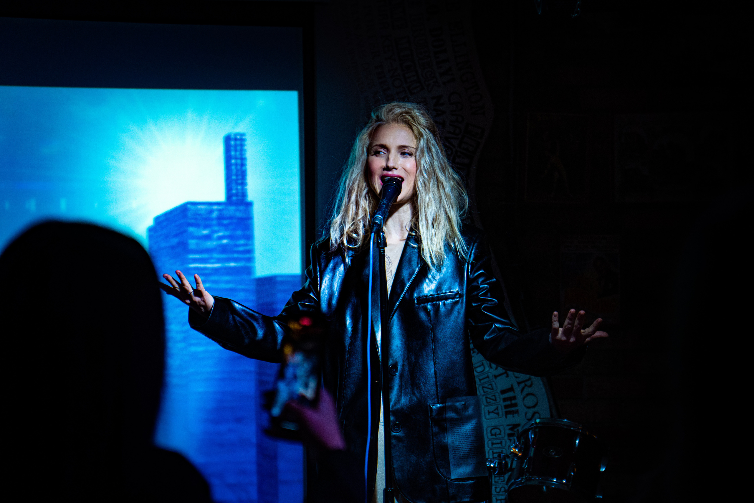 Ира Тонева (Фабрика) — Концерт. Фотограф. Москва. Алексей Светомиров. Love Story, портретная съемка