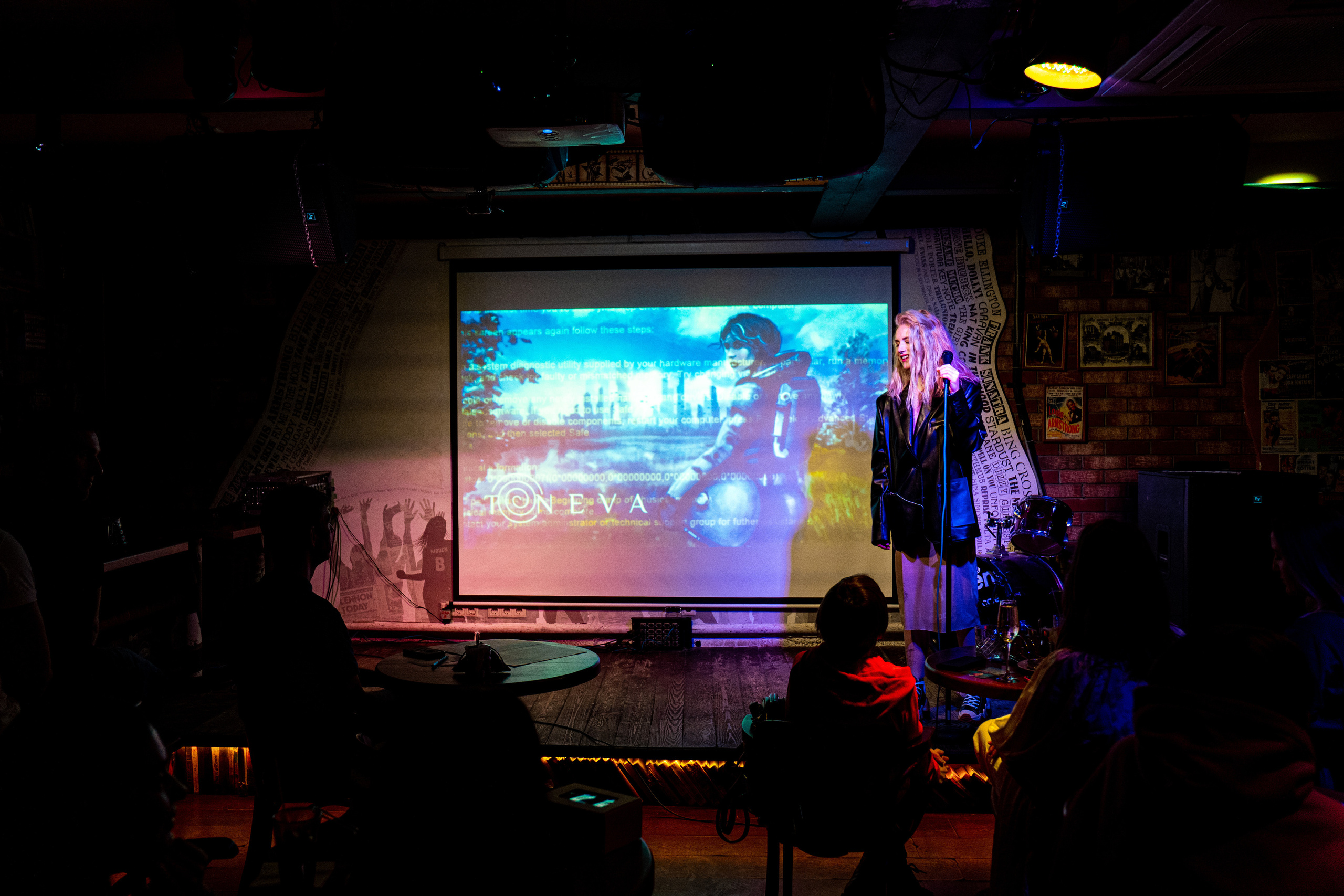 Ира Тонева (Фабрика) — Концерт. Фотограф. Москва. Алексей Светомиров. Love Story, портретная съемка