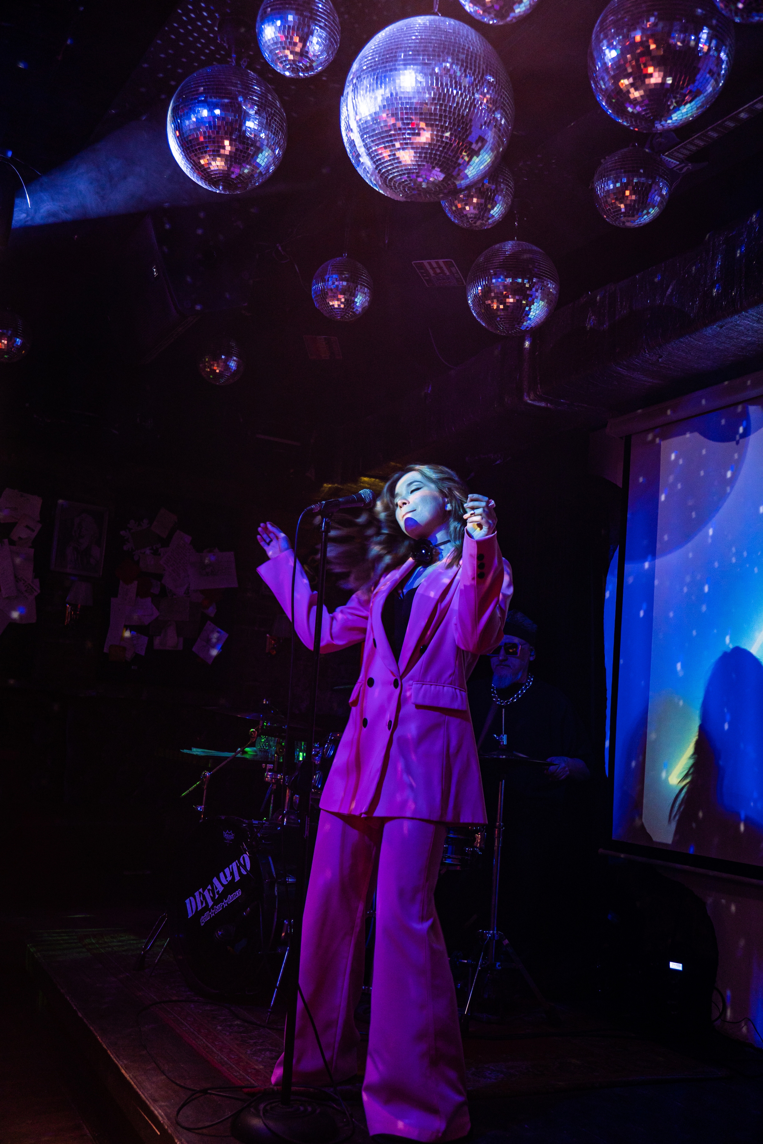 Катя Москалева и Ира Тонева (Фабрика). Фотограф. Москва. Алексей Светомиров. Love Story, портретная съемка