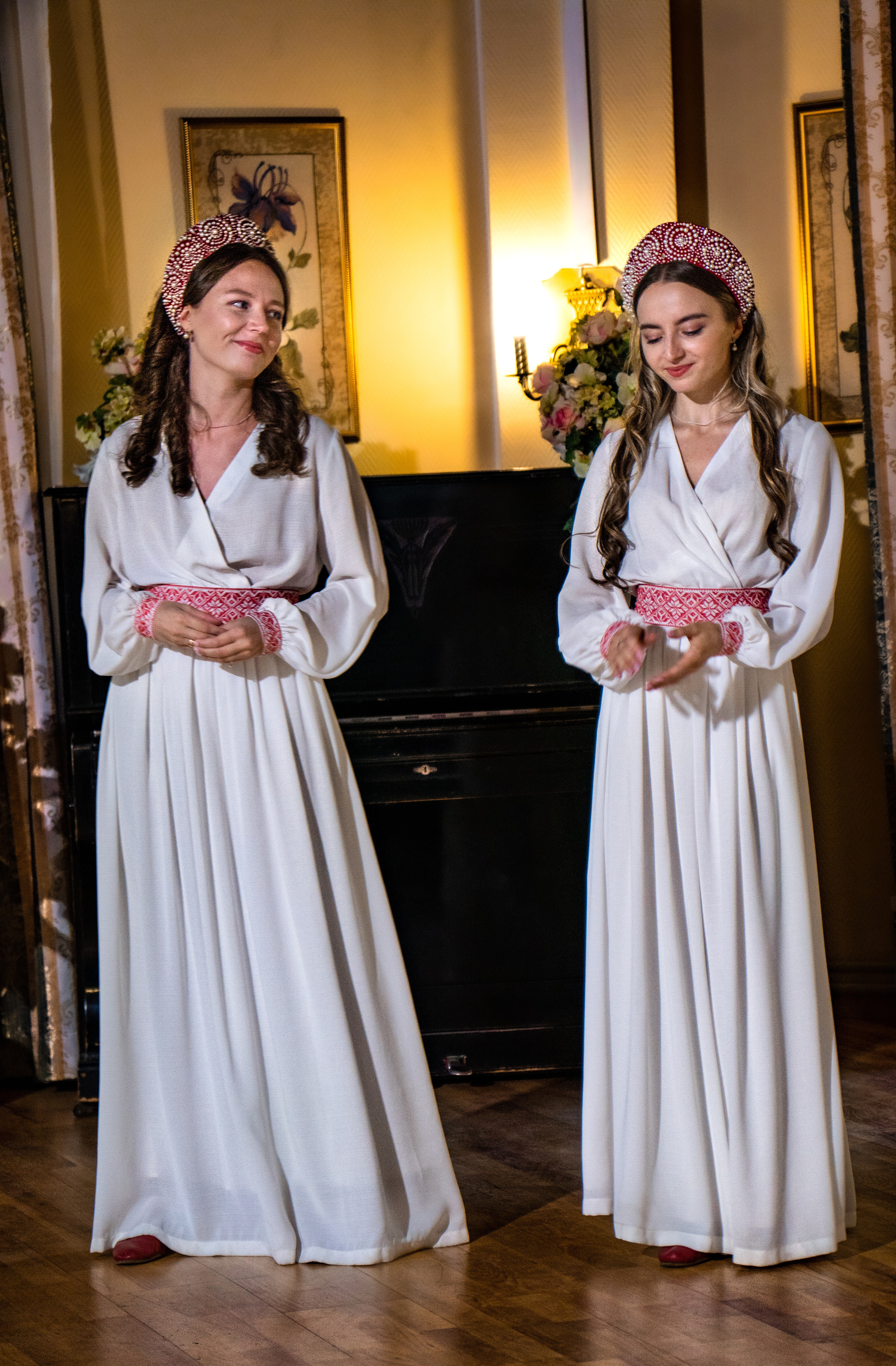 Крапива — народные мотивы. Фотограф. Москва. Алексей Светомиров. Love Story, портретная съемка