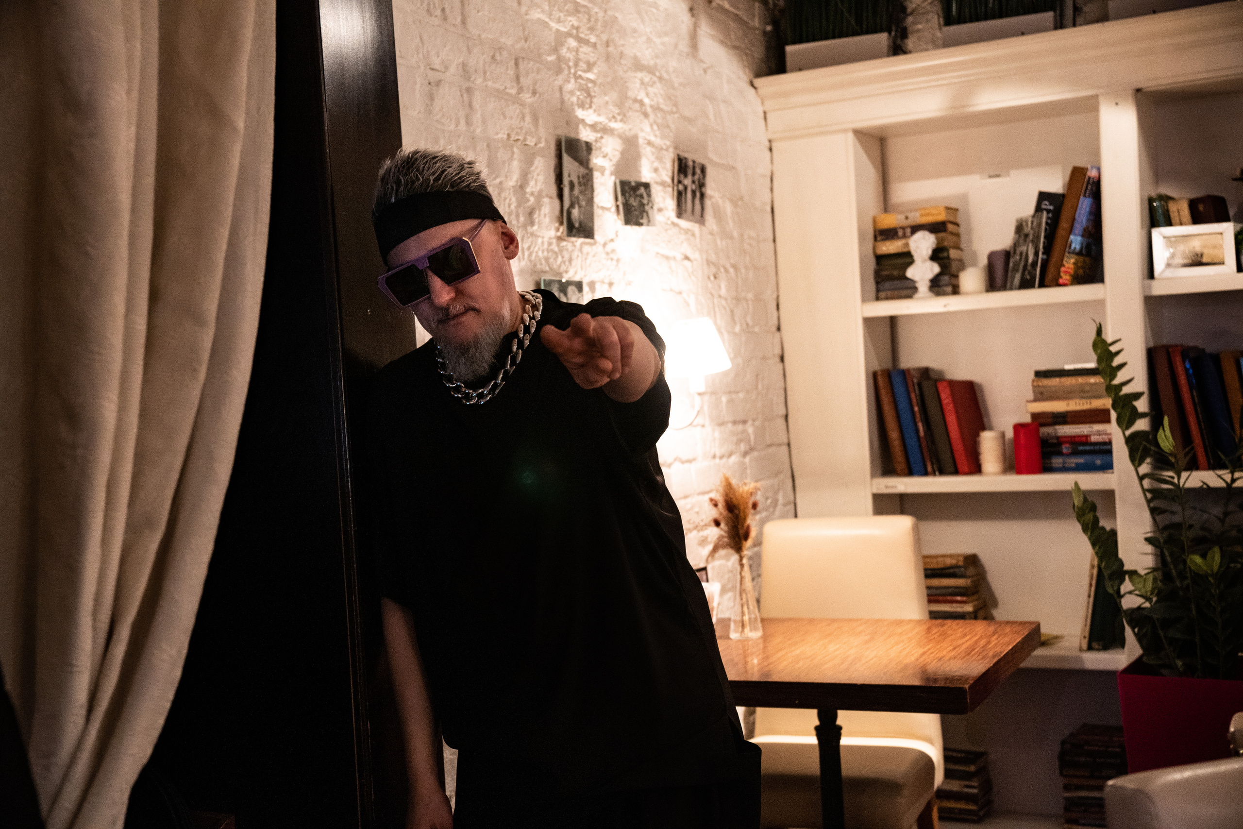 Катя Москалева и Ира Тонева (Фабрика). Фотограф. Москва. Алексей Светомиров. Love Story, портретная съемка