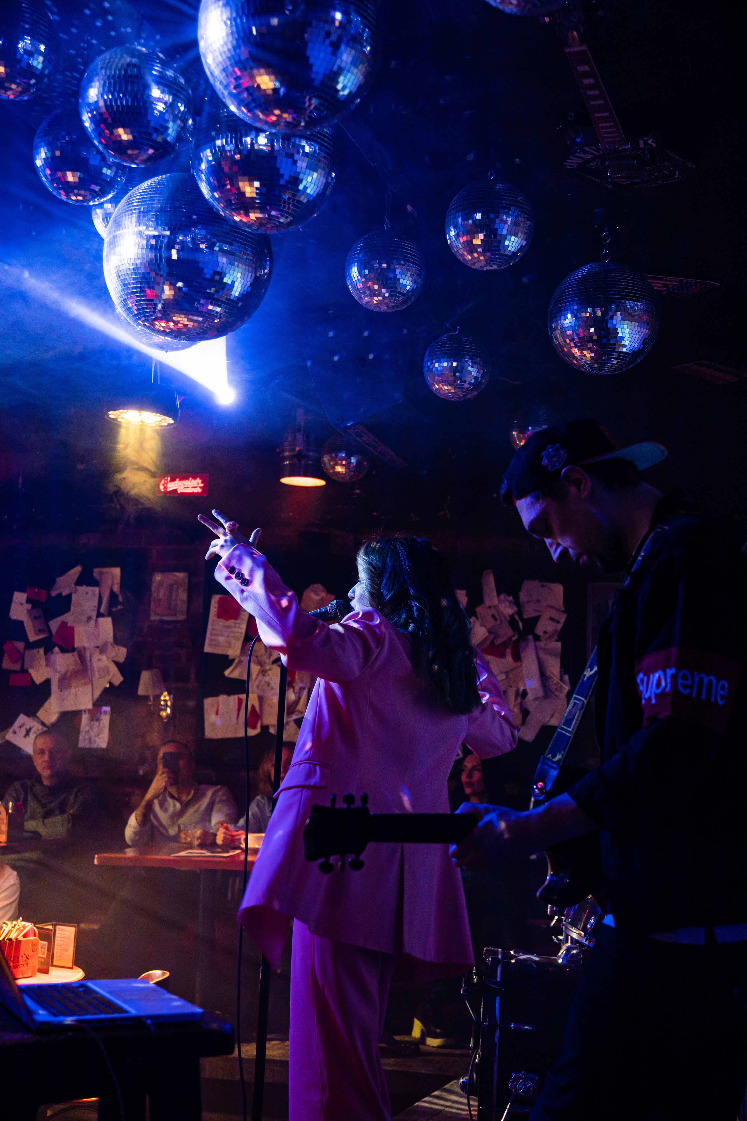 Катя Москалева и Ира Тонева (Фабрика). Фотограф. Москва. Алексей Светомиров. Love Story, портретная съемка