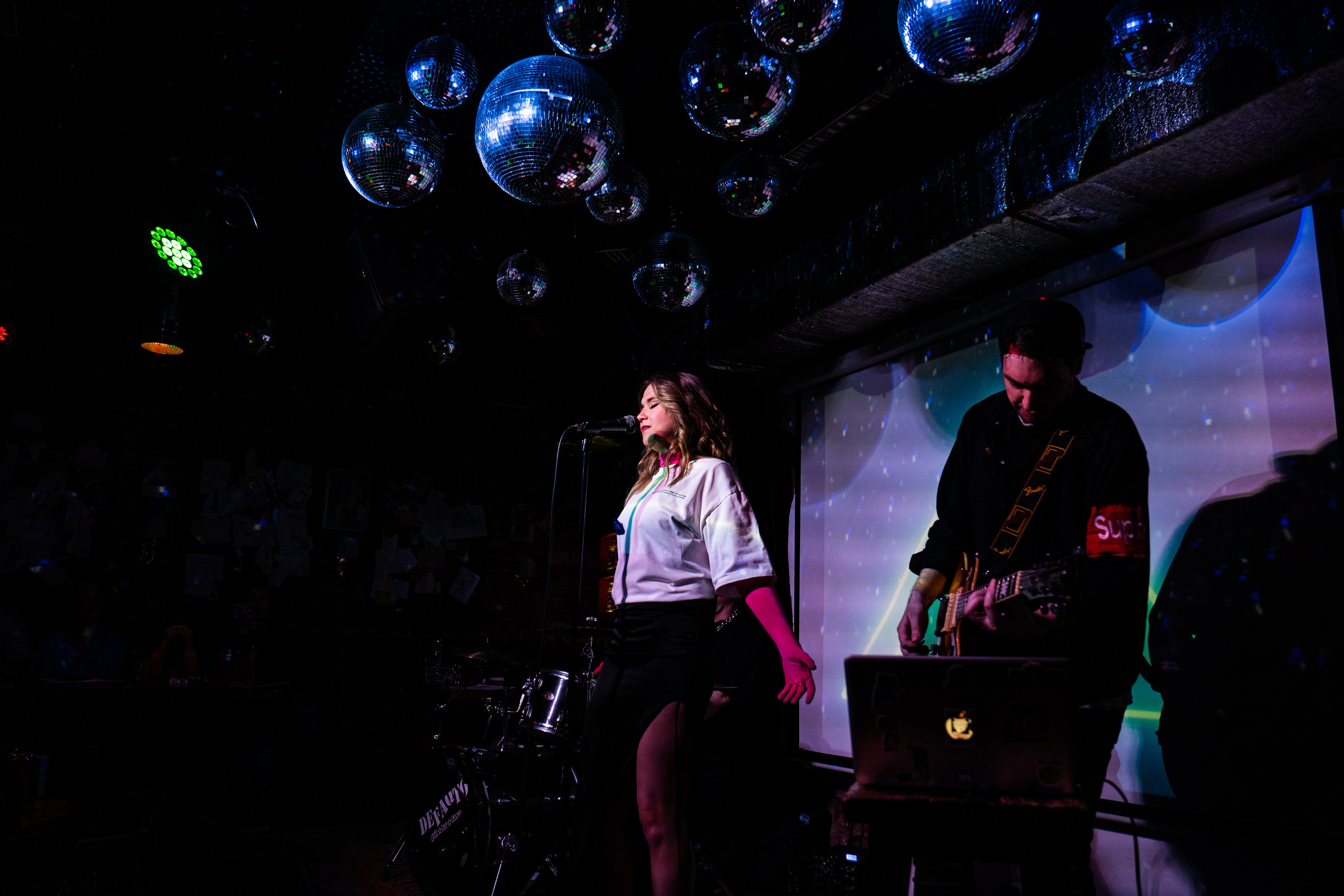 Катя Москалева и Ира Тонева (Фабрика). Фотограф. Москва. Алексей Светомиров. Love Story, портретная съемка