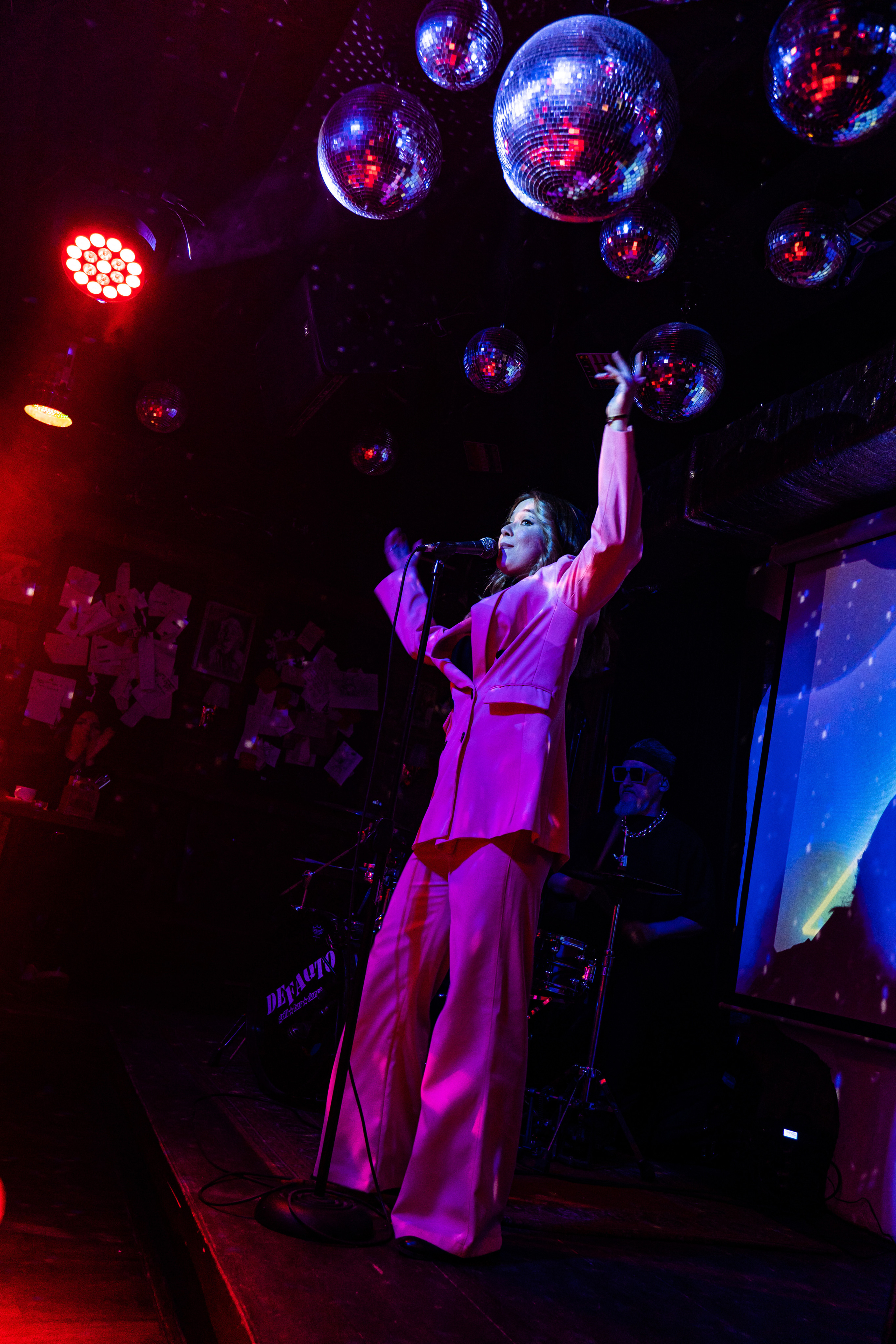 Катя Москалева и Ира Тонева (Фабрика). Фотограф. Москва. Алексей Светомиров. Love Story, портретная съемка