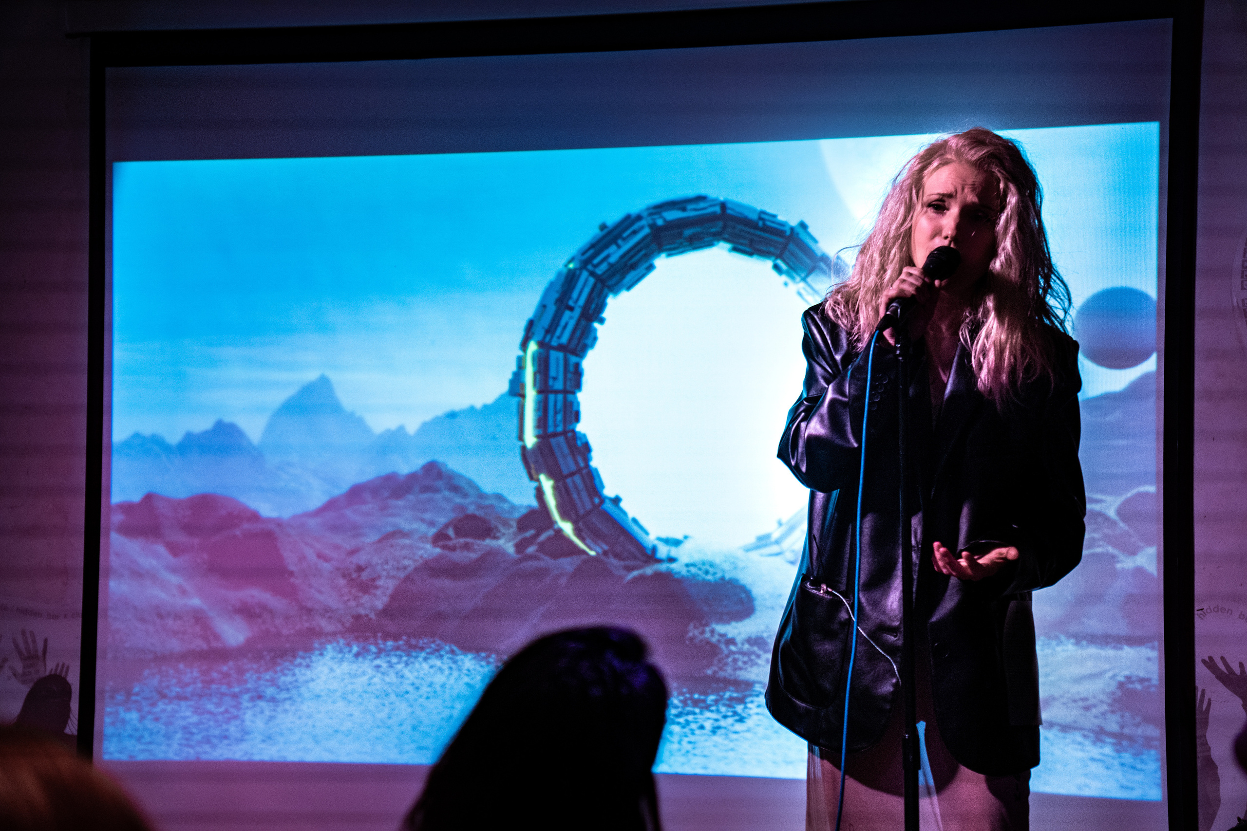 Ира Тонева (Фабрика) — Концерт. Фотограф. Москва. Алексей Светомиров. Love Story, портретная съемка