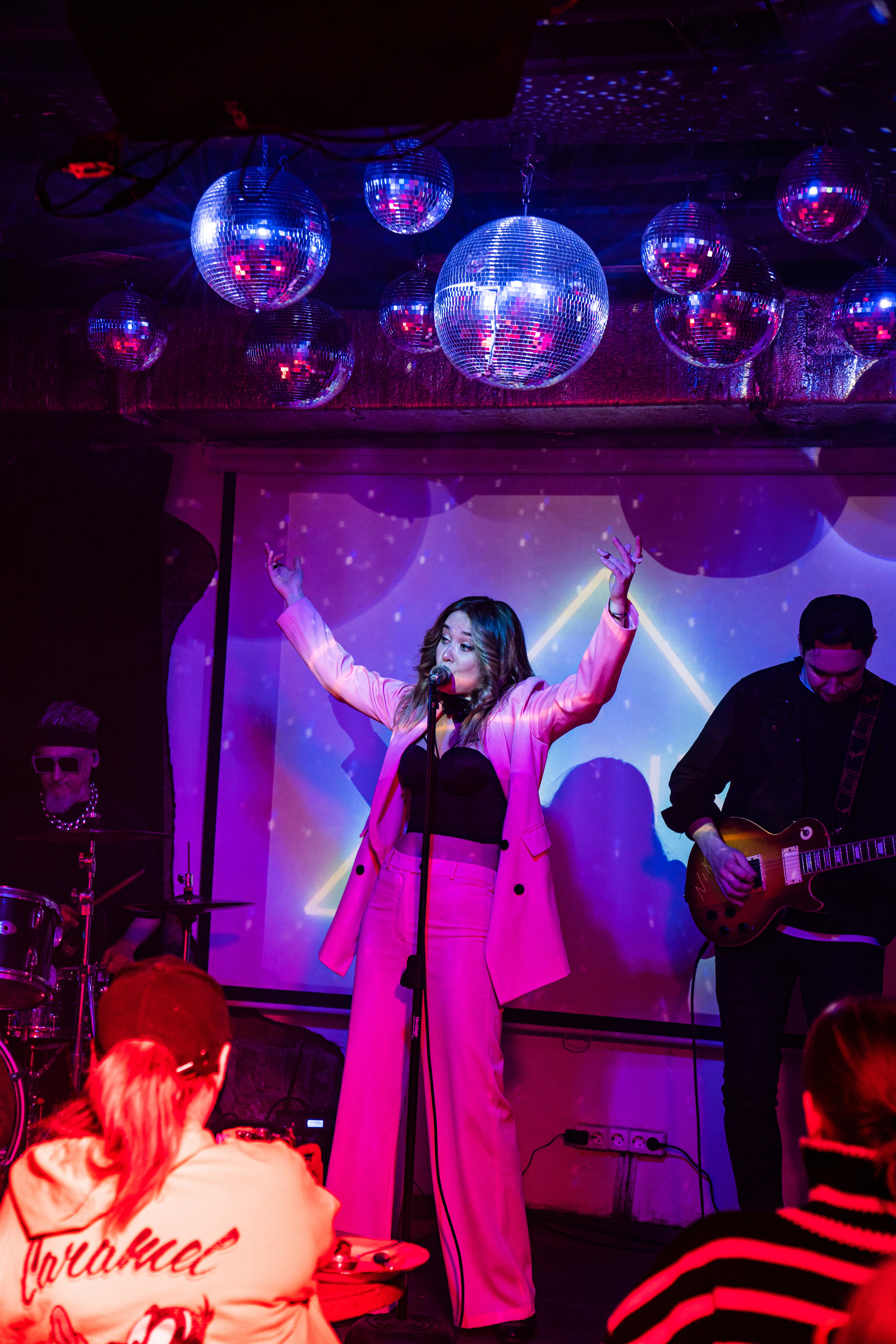 Катя Москалева и Ира Тонева (Фабрика). Фотограф. Москва. Алексей Светомиров. Love Story, портретная съемка