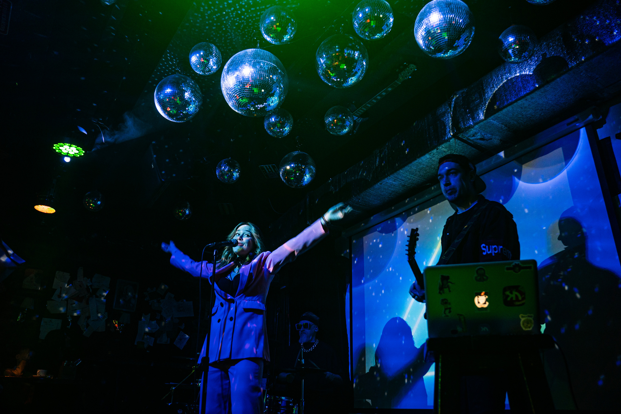 Катя Москалева и Ира Тонева (Фабрика). Фотограф. Москва. Алексей Светомиров. Love Story, портретная съемка