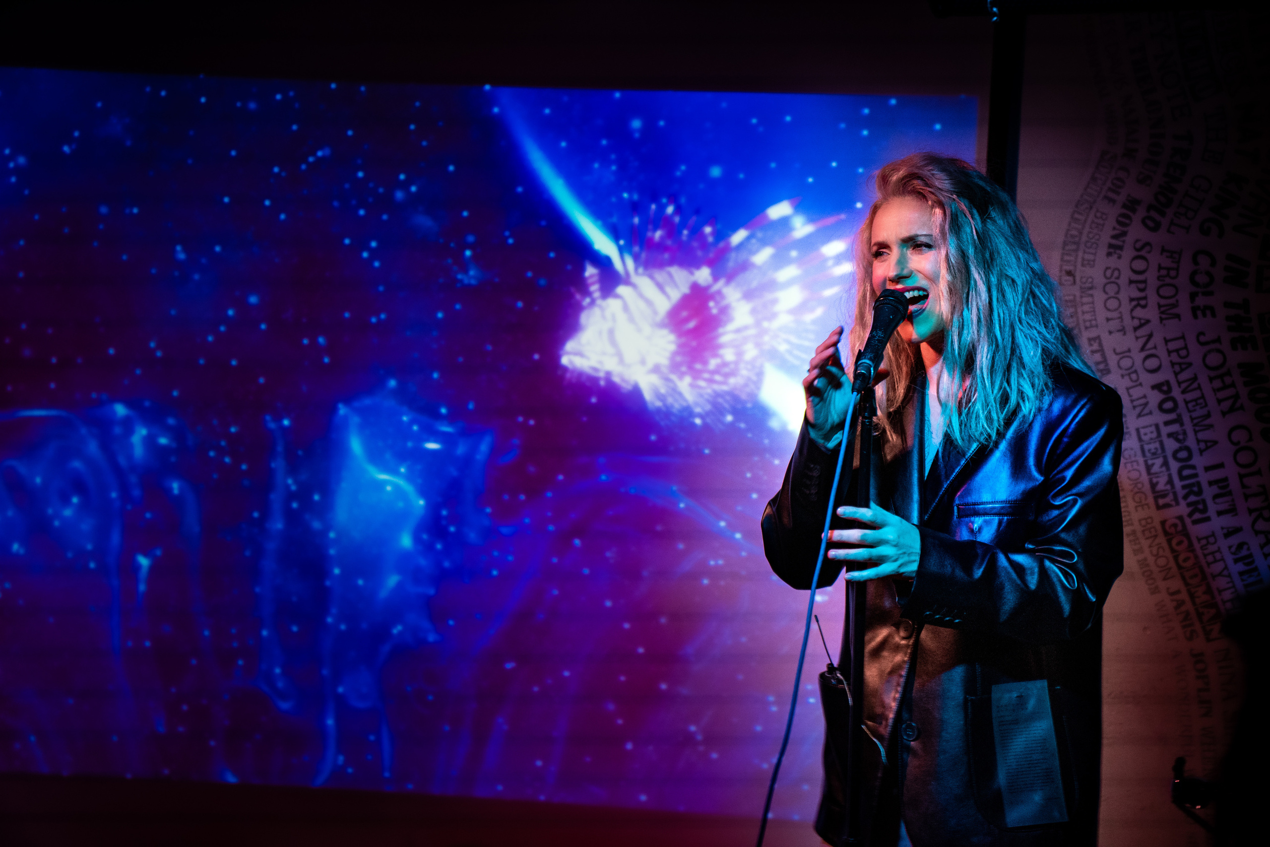 Ира Тонева (Фабрика) — Концерт. Фотограф. Москва. Алексей Светомиров. Love Story, портретная съемка