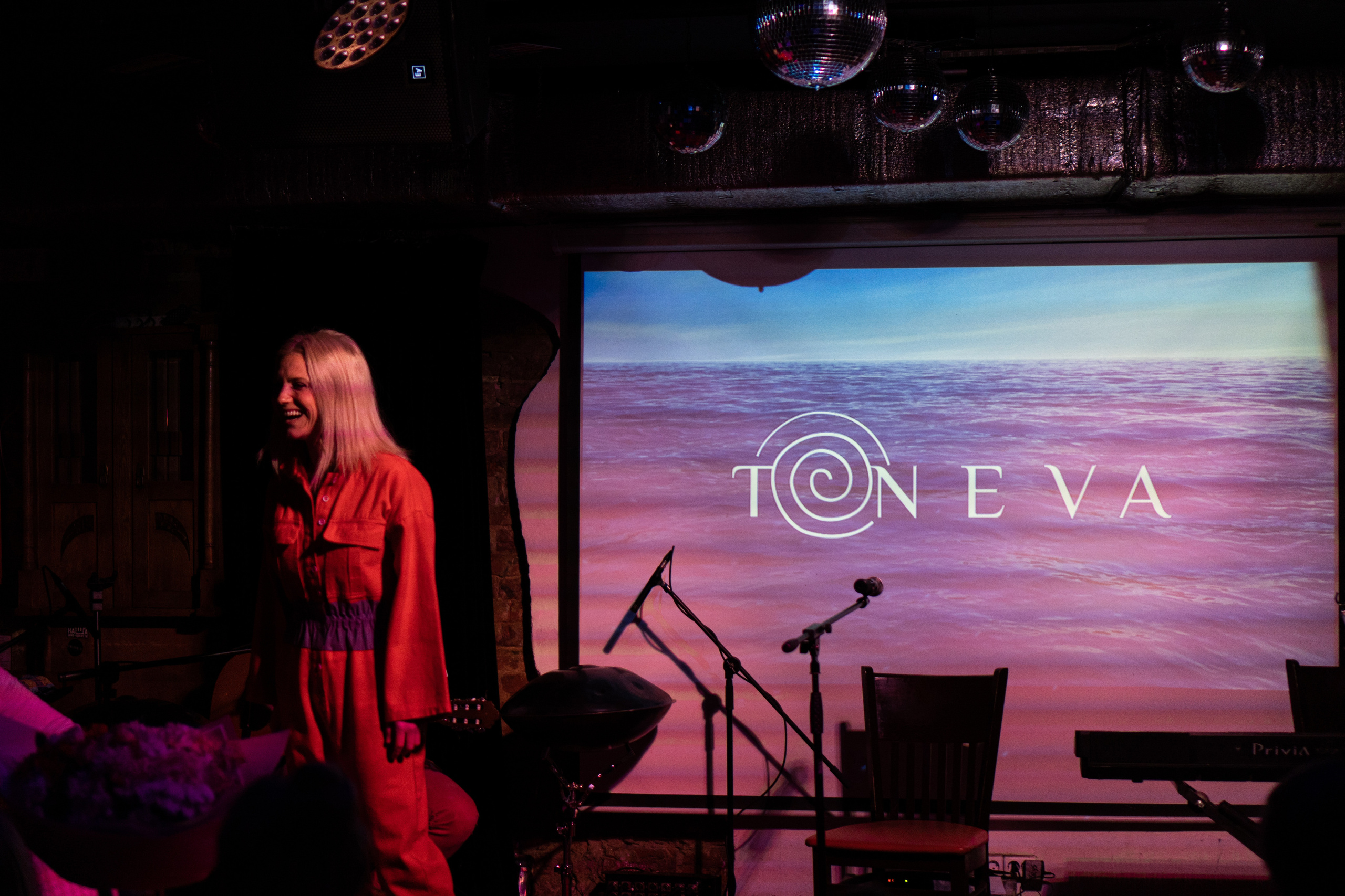 Ира Тонева (Фабрика) — Осенний концерт. Фотограф. Москва. Алексей Светомиров. Love Story, портретная съемка