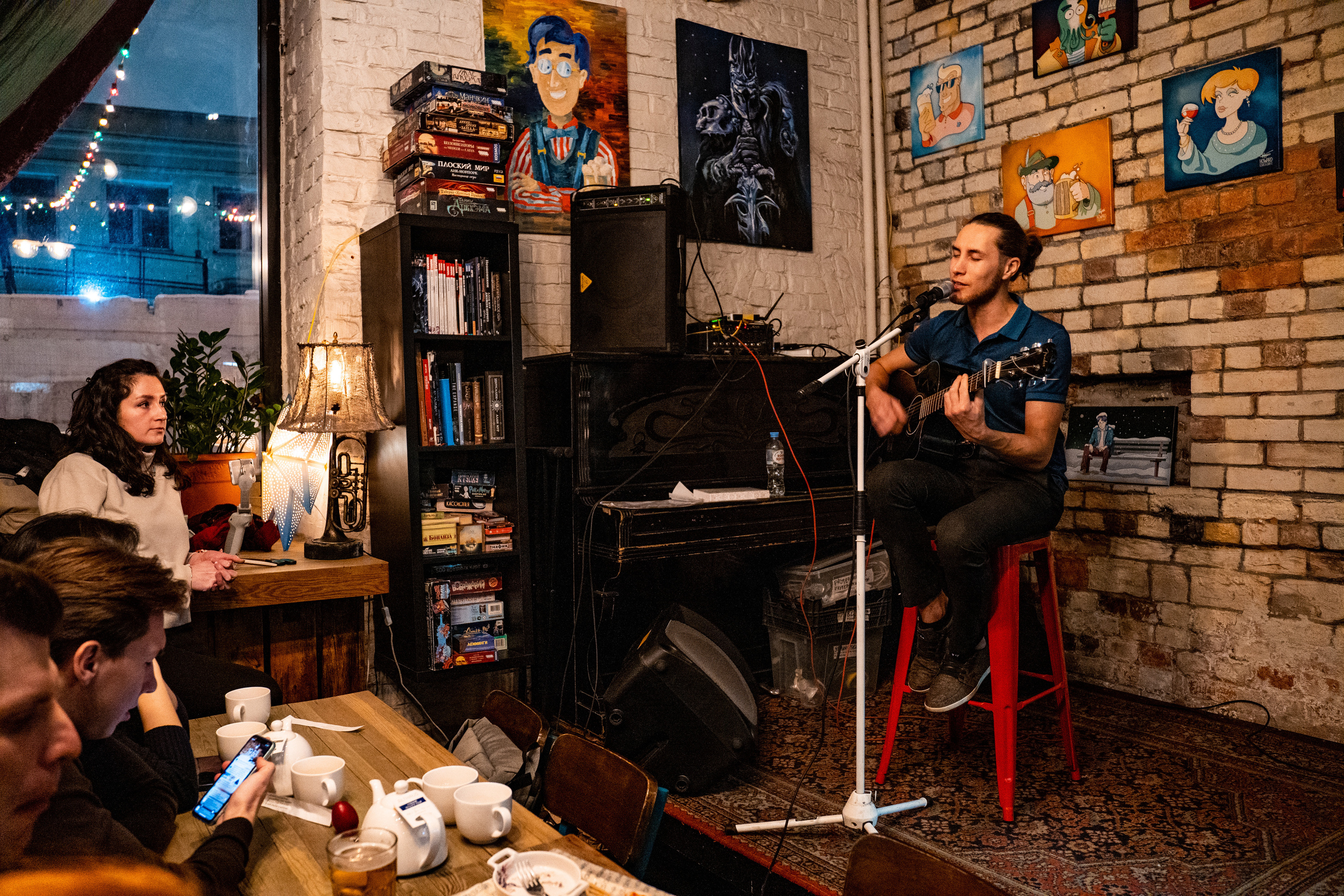 День рождения в баре. Фотограф. Москва. Алексей Светомиров. Love Story, портретная съемка