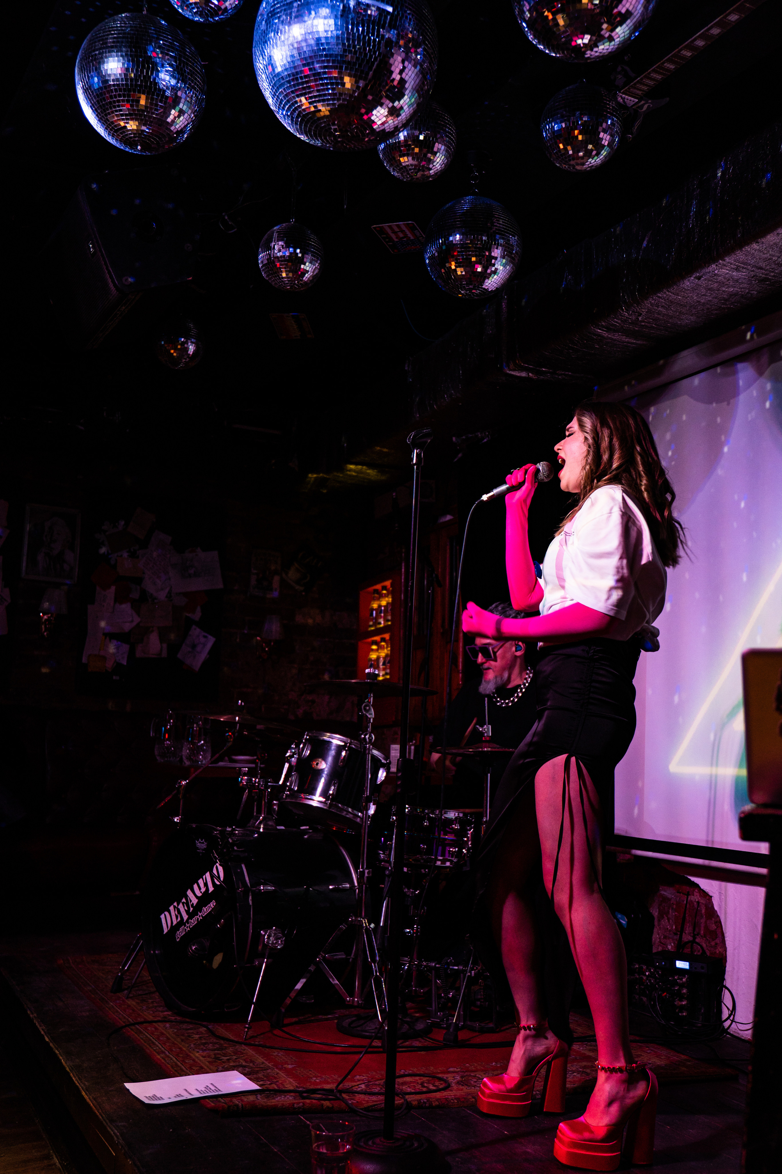 Катя Москалева и Ира Тонева (Фабрика). Фотограф. Москва. Алексей Светомиров. Love Story, портретная съемка