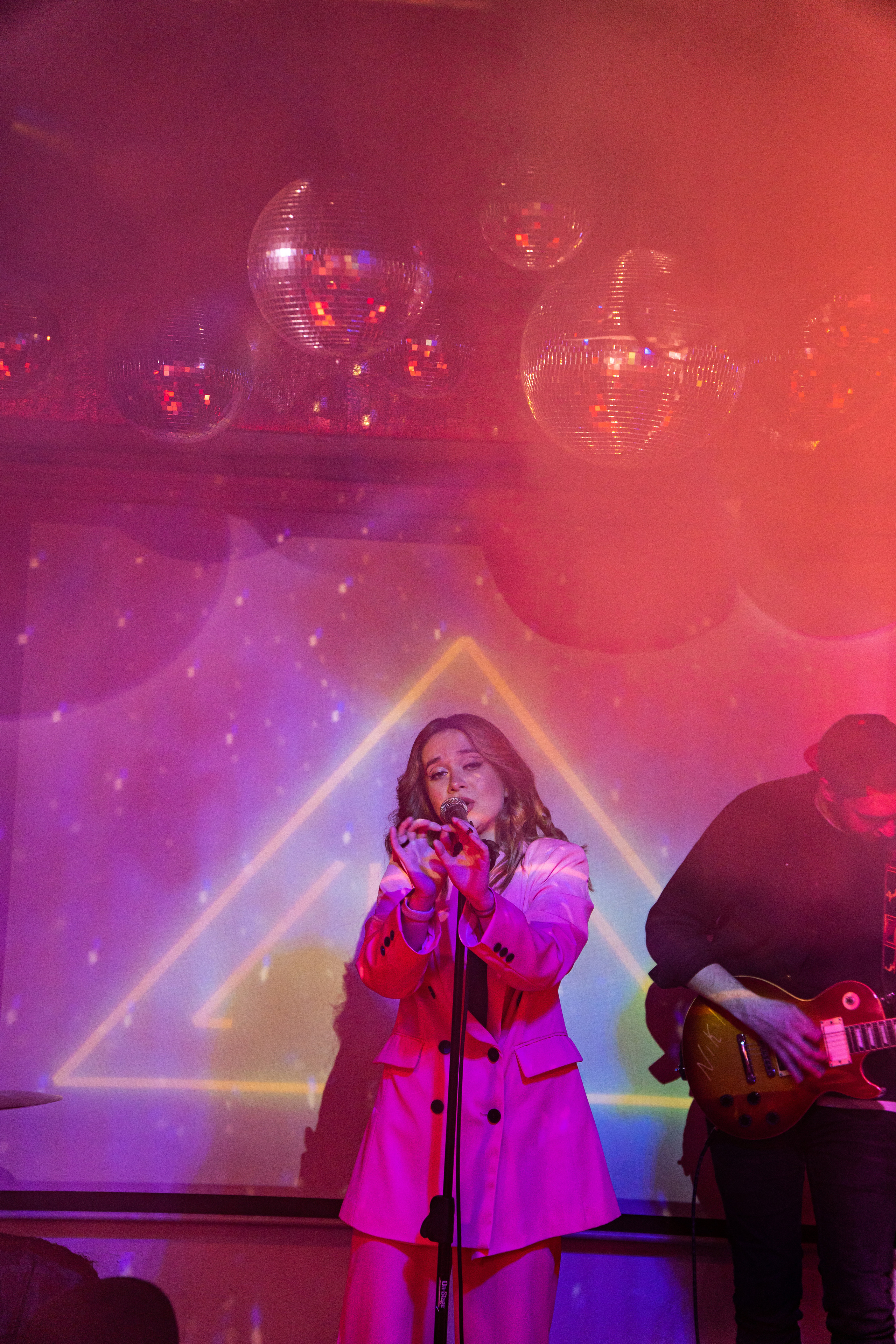 Катя Москалева и Ира Тонева (Фабрика). Фотограф. Москва. Алексей Светомиров. Love Story, портретная съемка