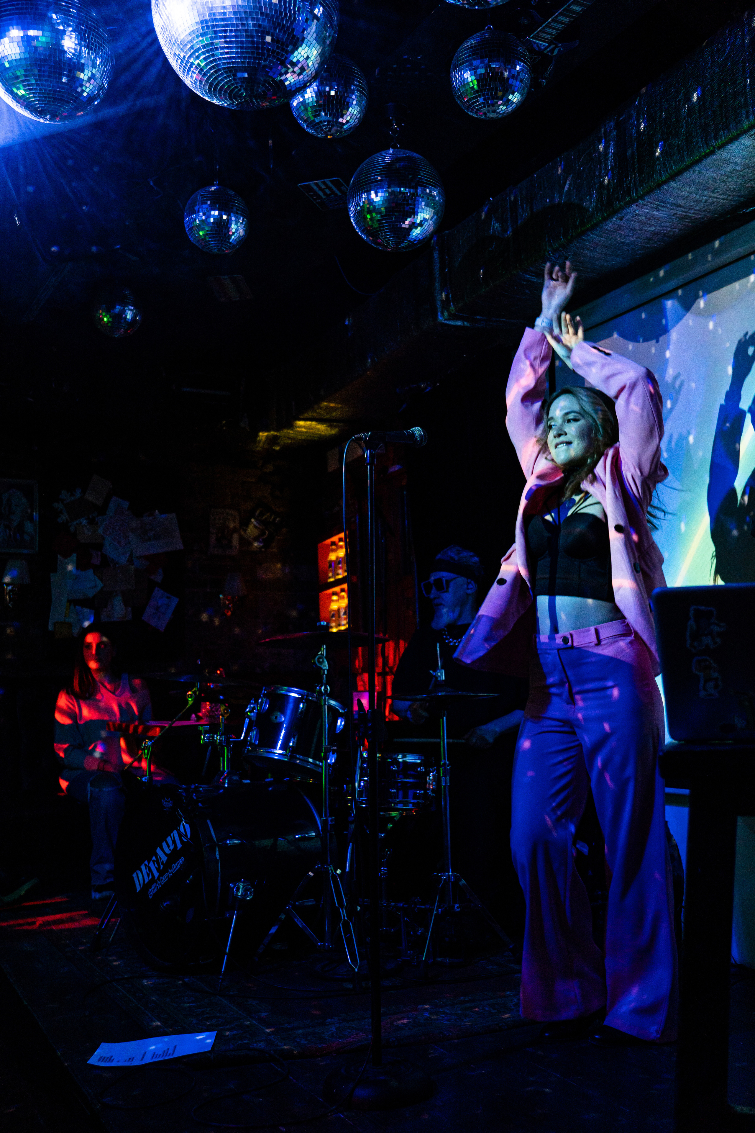 Катя Москалева и Ира Тонева (Фабрика). Фотограф. Москва. Алексей Светомиров. Love Story, портретная съемка