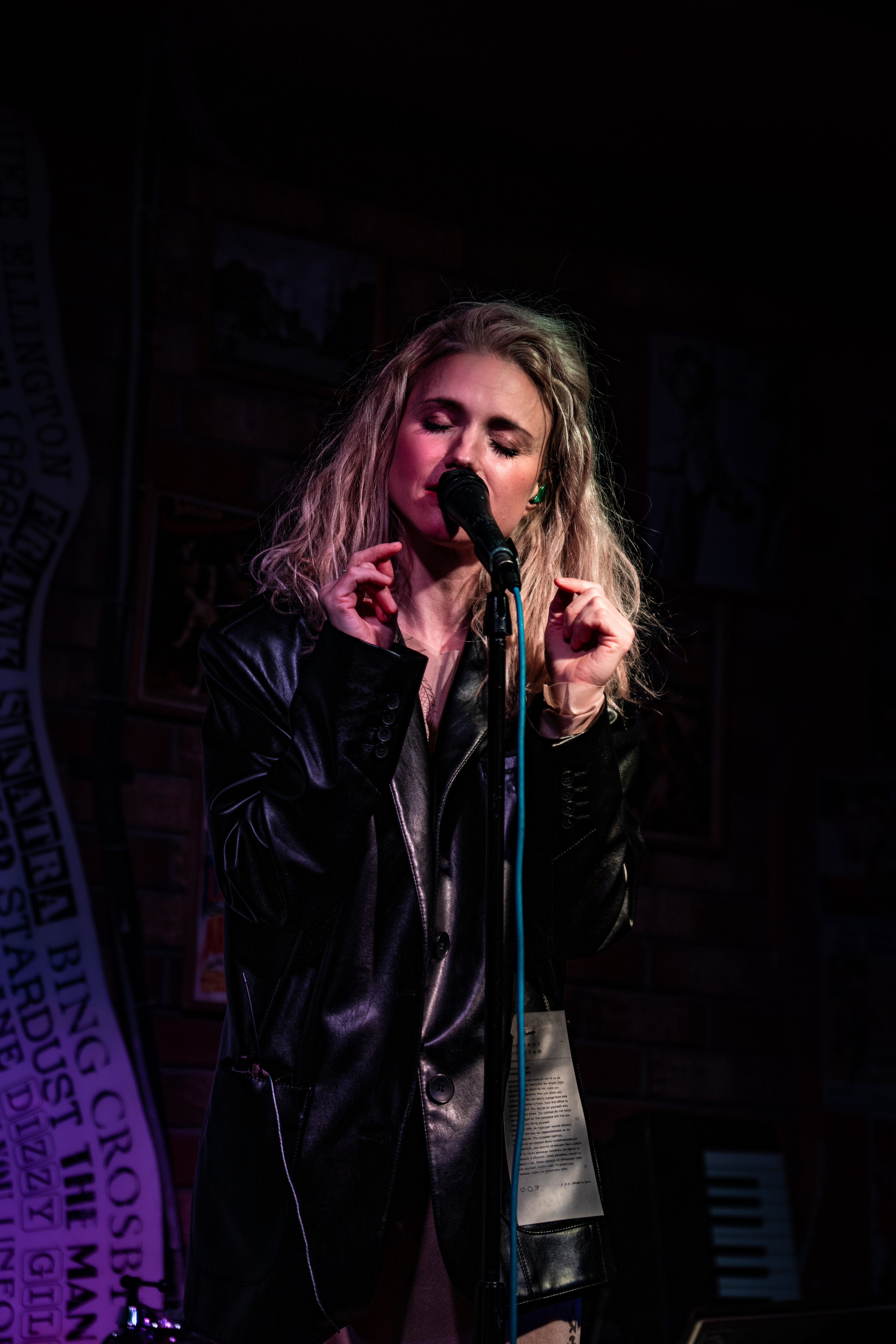 Ира Тонева (Фабрика) — Концерт. Фотограф. Москва. Алексей Светомиров. Love Story, портретная съемка