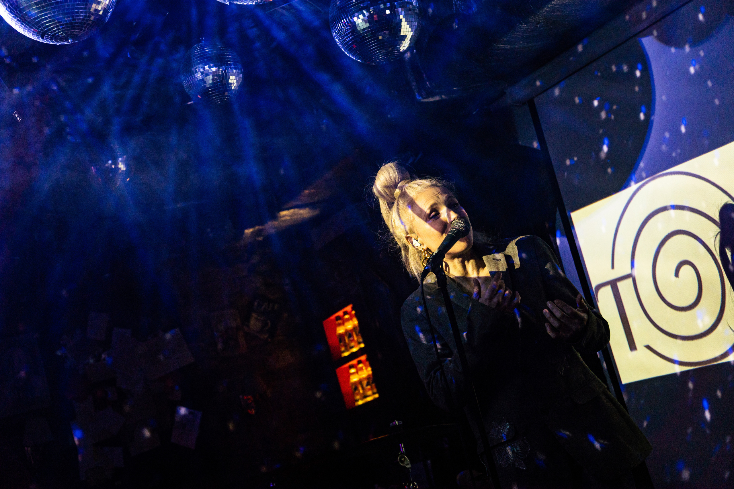 Катя Москалева и Ира Тонева (Фабрика). Фотограф. Москва. Алексей Светомиров. Love Story, портретная съемка