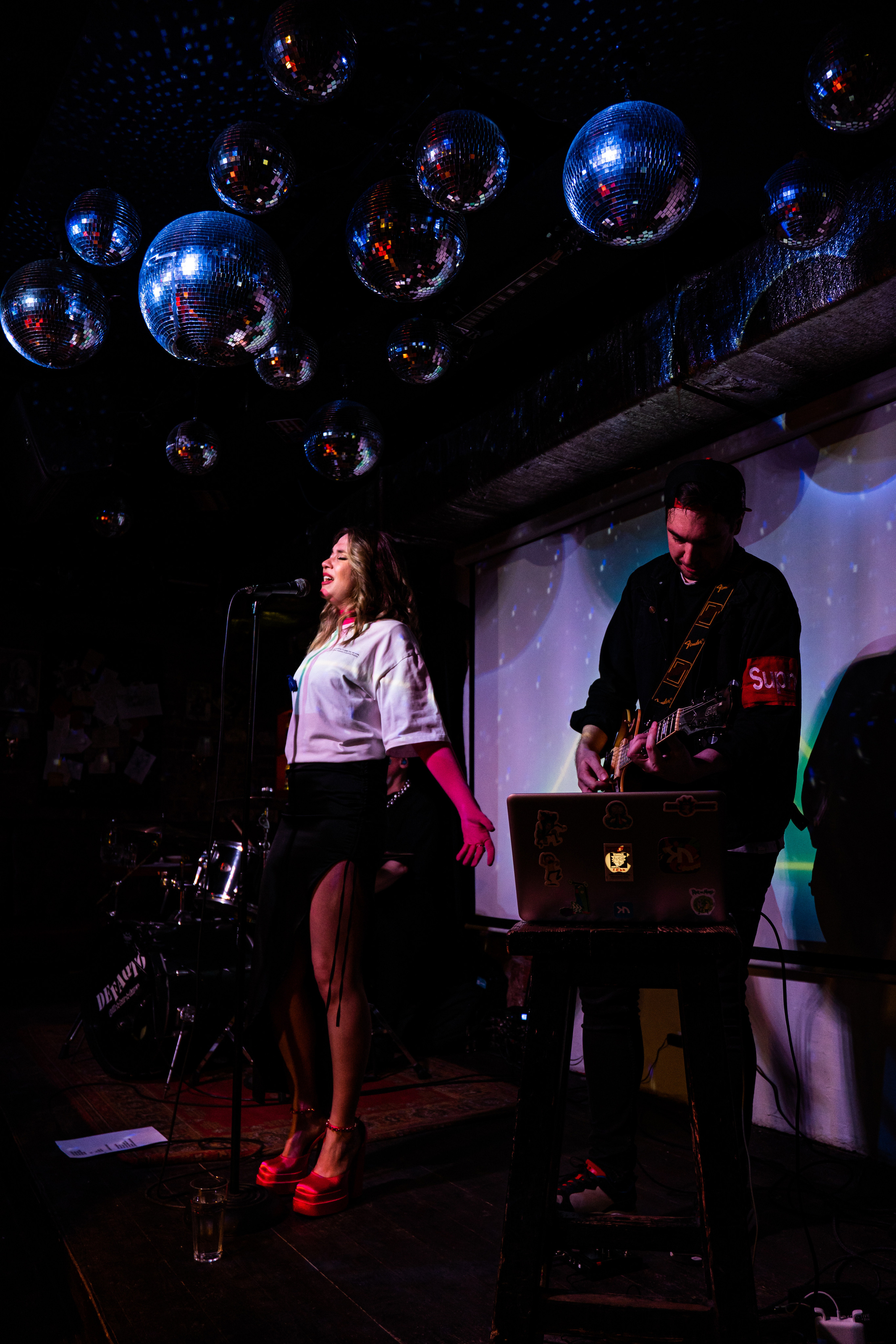 Катя Москалева и Ира Тонева (Фабрика). Фотограф. Москва. Алексей Светомиров. Love Story, портретная съемка