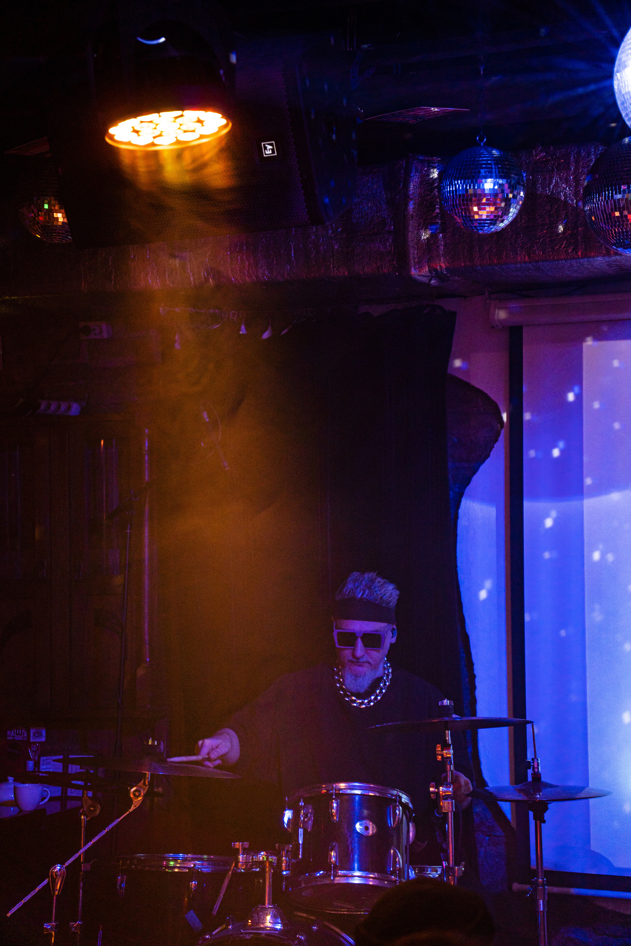 Катя Москалева и Ира Тонева (Фабрика). Фотограф. Москва. Алексей Светомиров. Love Story, портретная съемка