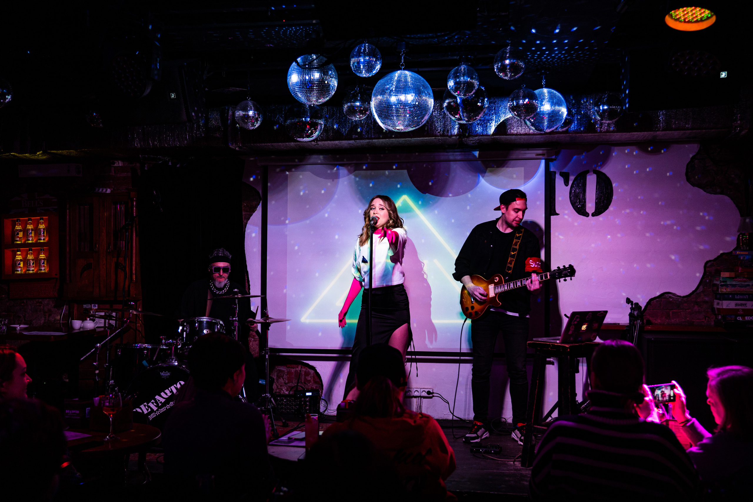 Катя Москалева и Ира Тонева (Фабрика). Фотограф. Москва. Алексей Светомиров. Love Story, портретная съемка