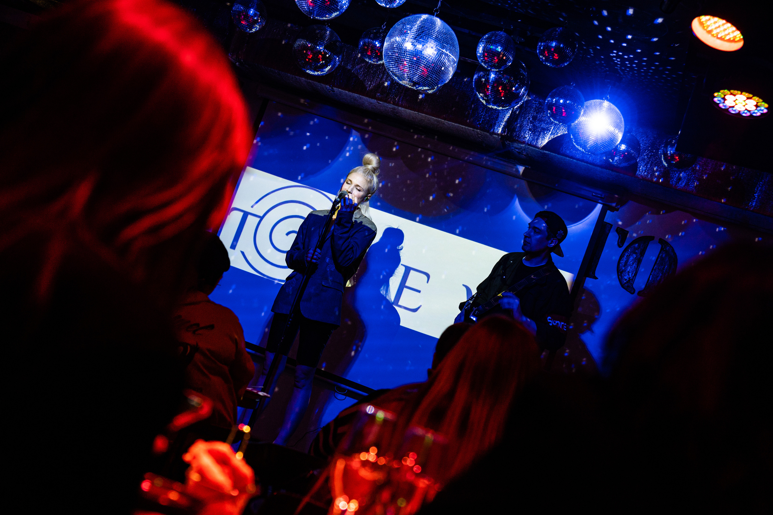 Катя Москалева и Ира Тонева (Фабрика). Фотограф. Москва. Алексей Светомиров. Love Story, портретная съемка