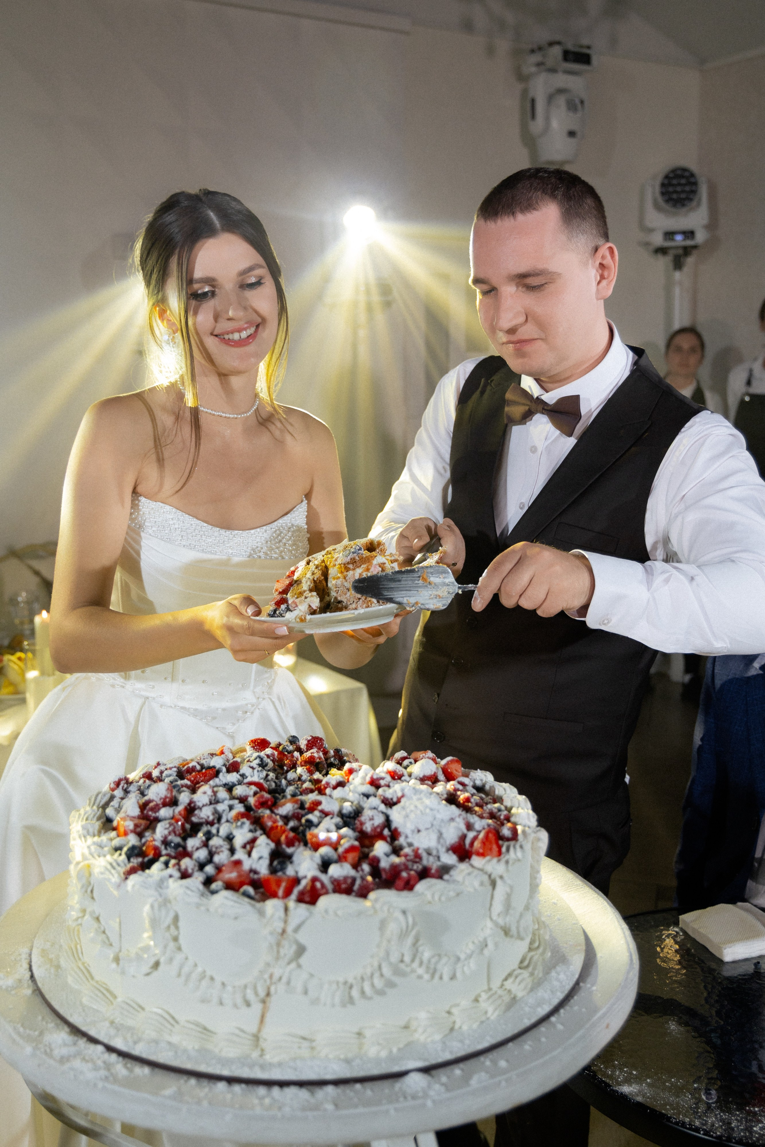 Свадебная фотосессия Анастасии и Игоря в Усадьбе Легенда. Свадебный фотограф в Минске/Беларуси Сергей Спиридонов