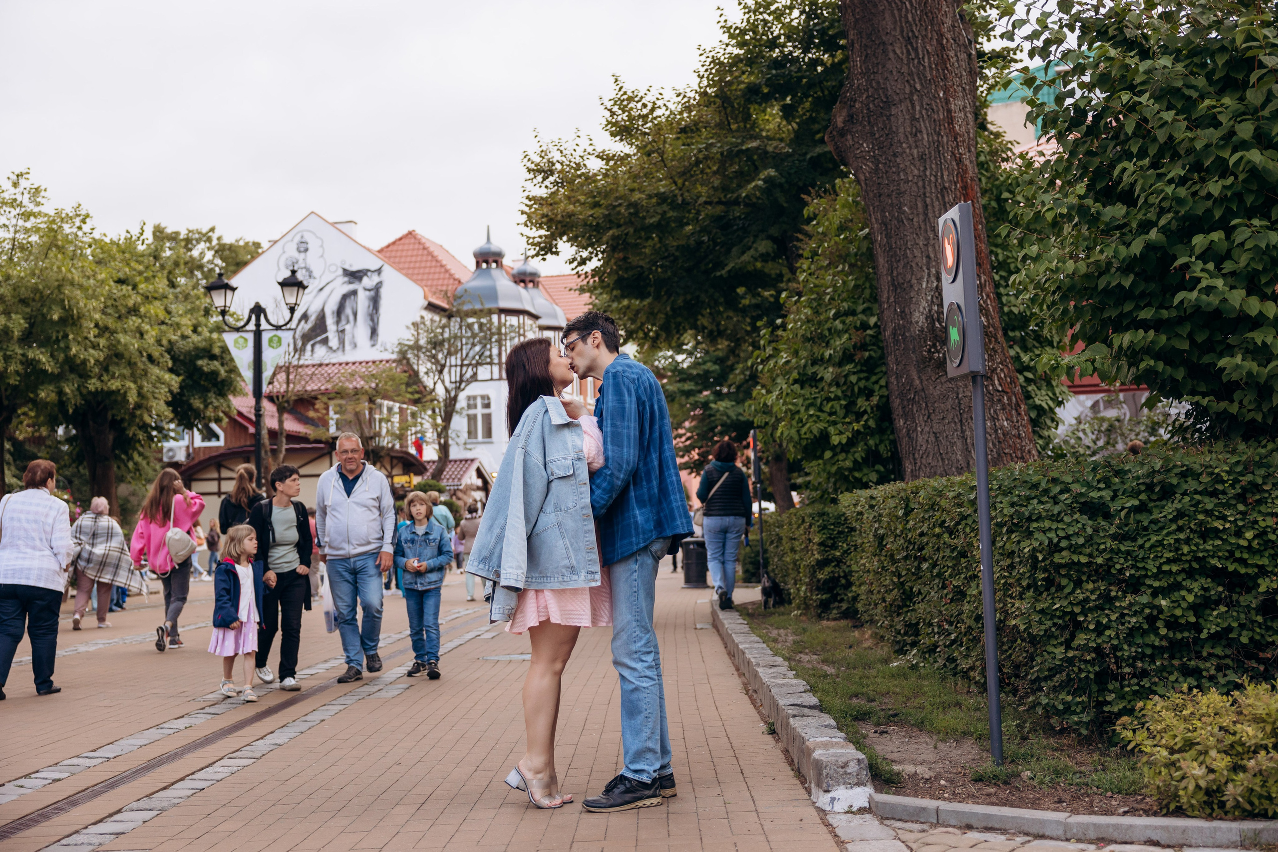 Городская прогулка Зеленоградск. Фотограф в Калининграде свадебная фотография, репортажная, фотосессии