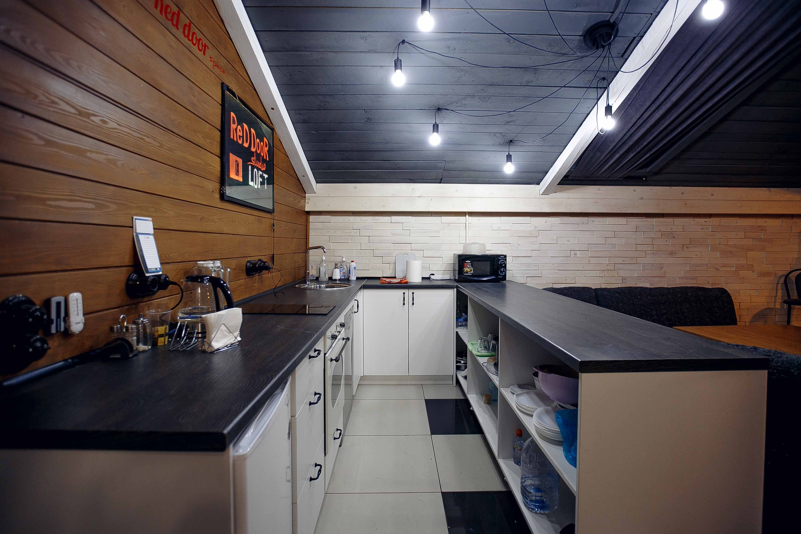 Студия «РЕД дор». Ваш репортажный фотограф Артемий Антонов