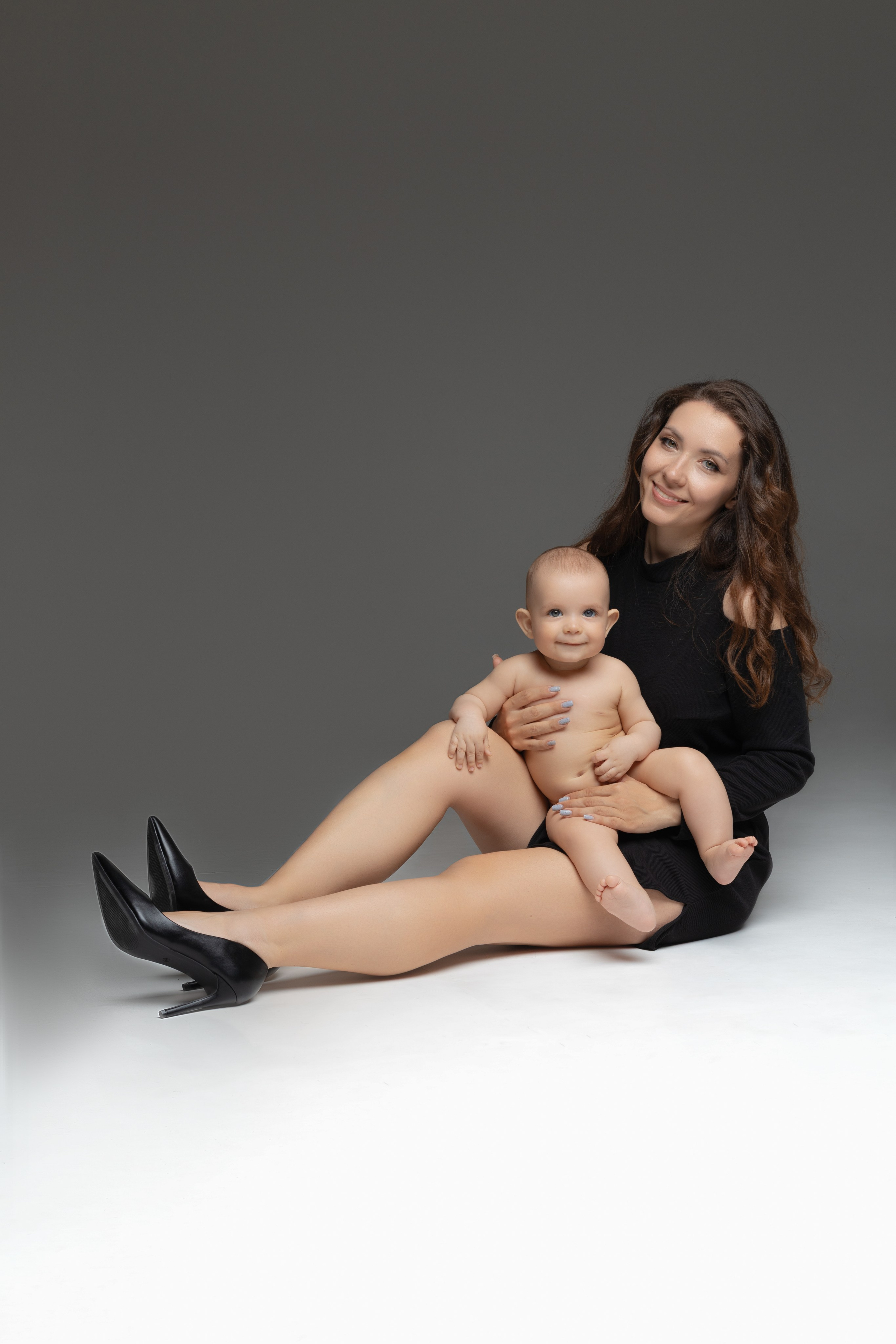 Мама и малыш. Фотограф новорожденных Модяева Ирина