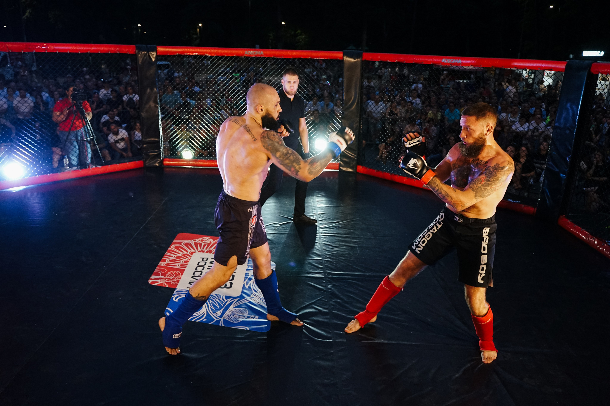 Вечер боев в ЦПКиО. Фотограф Надежда Погребняк | Рязань | Москва