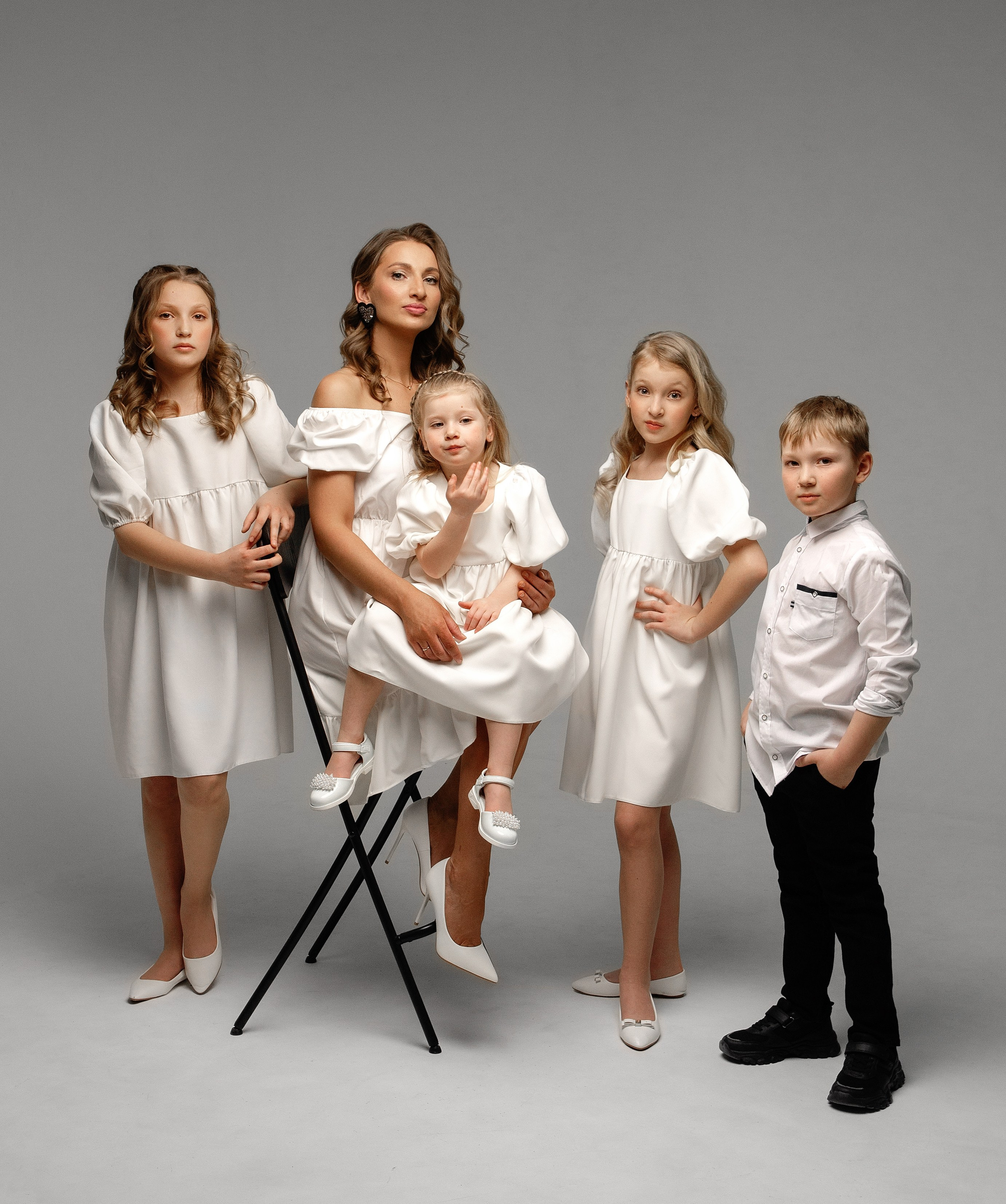 Алёна с семьёй. Фотограф беременности в Екатеринбурге Илона Филатьева