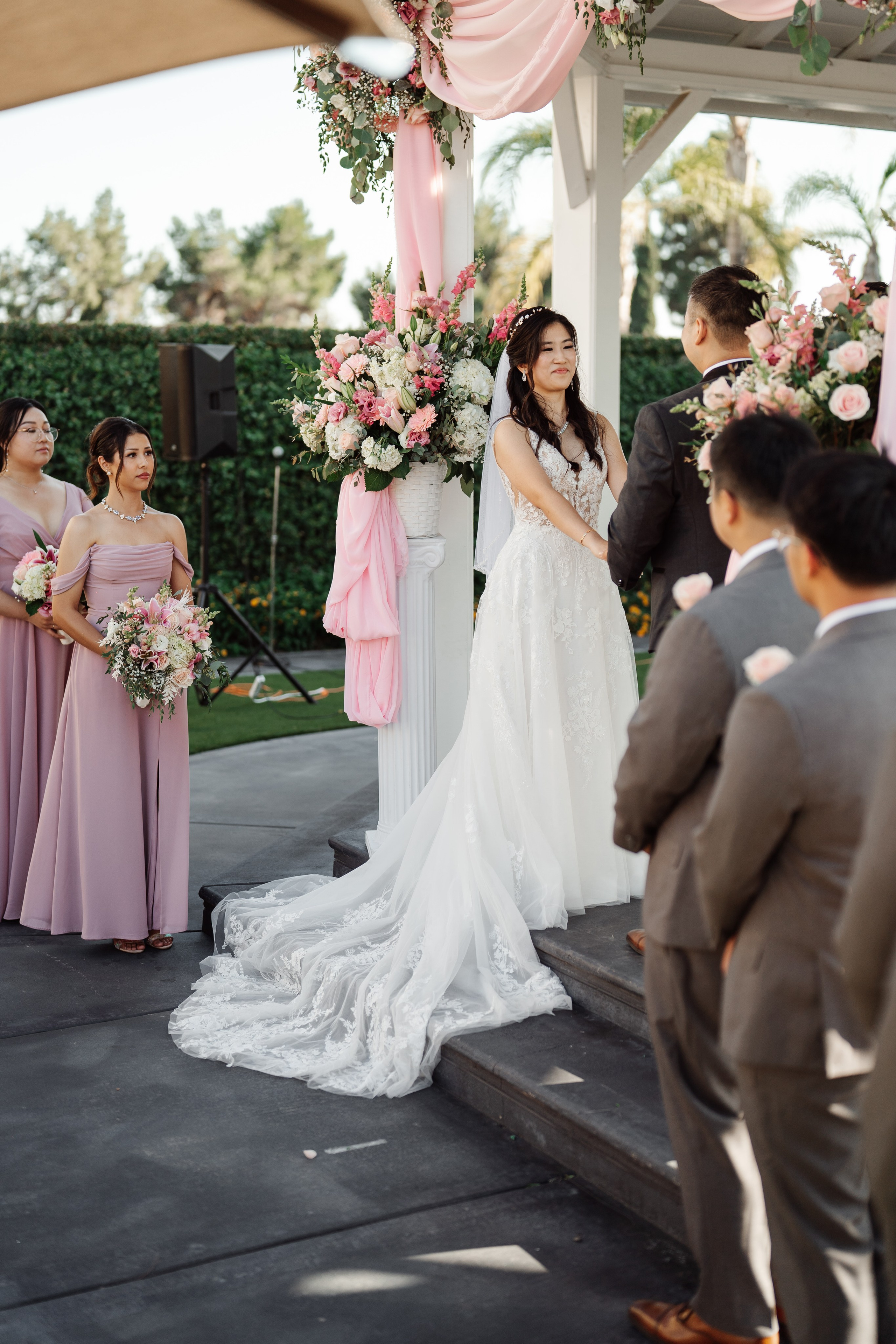 2025-08-16_AndreaChristopher. Ретушер Зенькевич Света