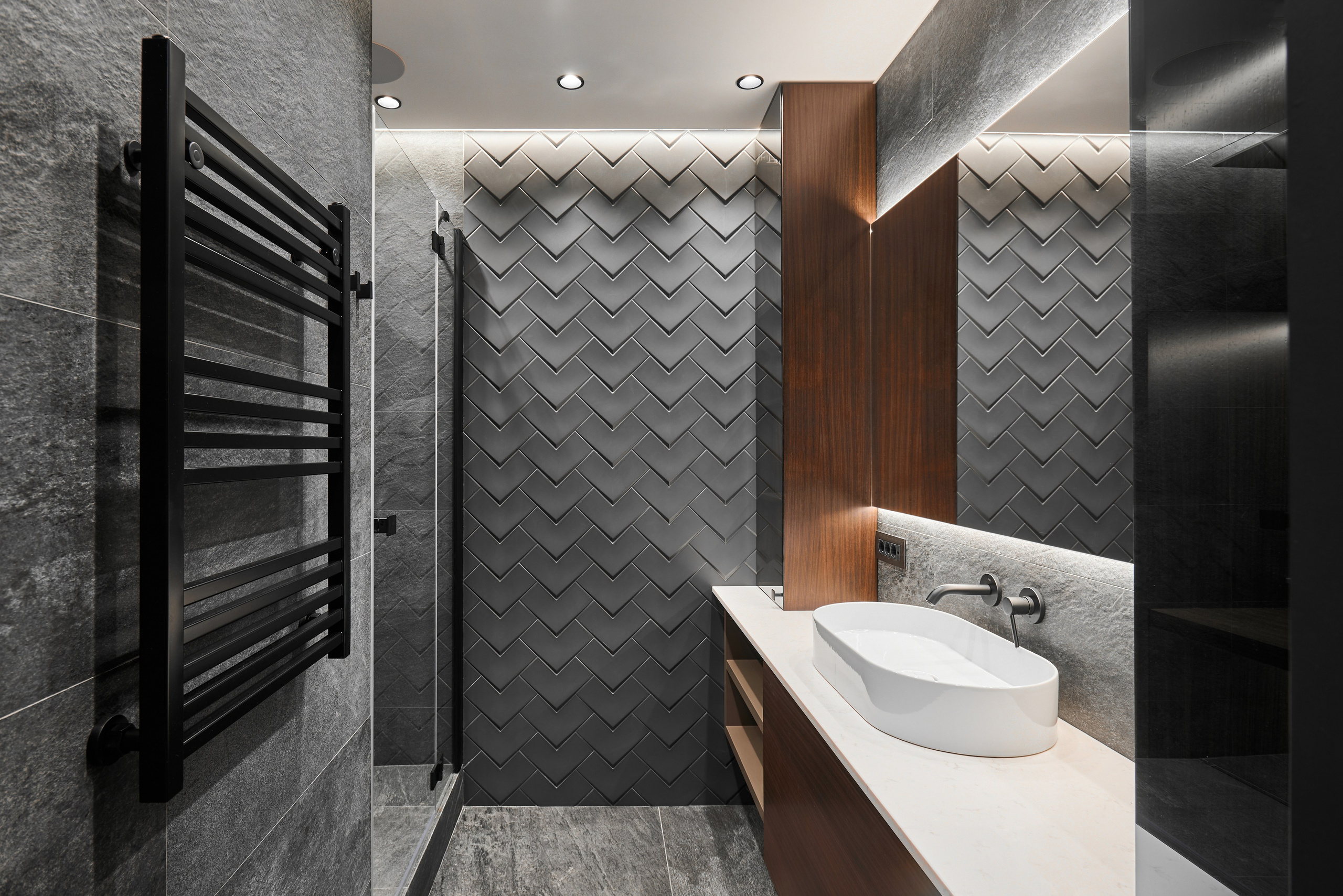 Съёмка для ремонтной компании Raevsky. Автомобильный и интерьерный фотограф в Минске Александр Тагаев