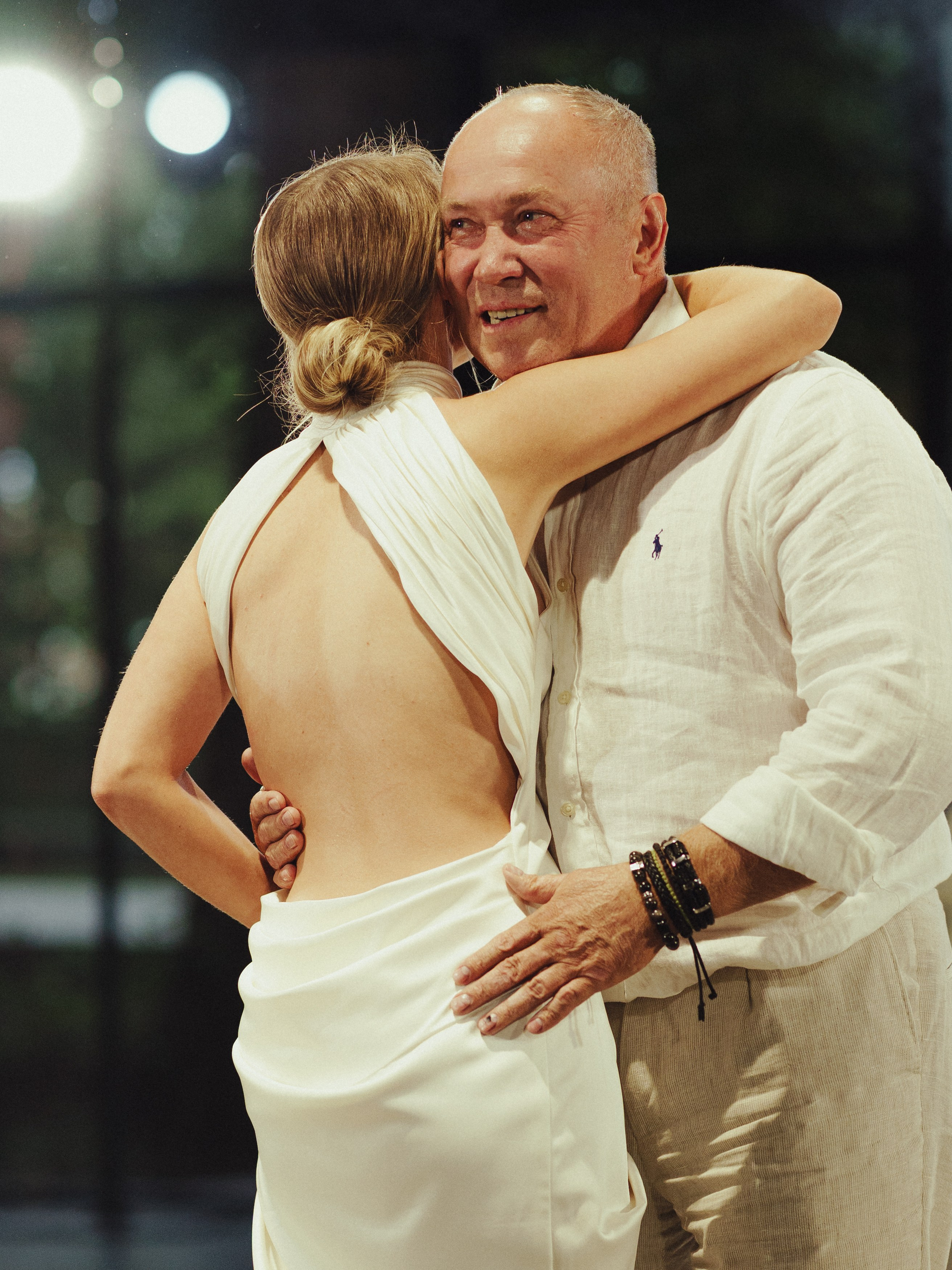 И даже птицы им пели песни. Свадебный фотограф Наташа Алешина