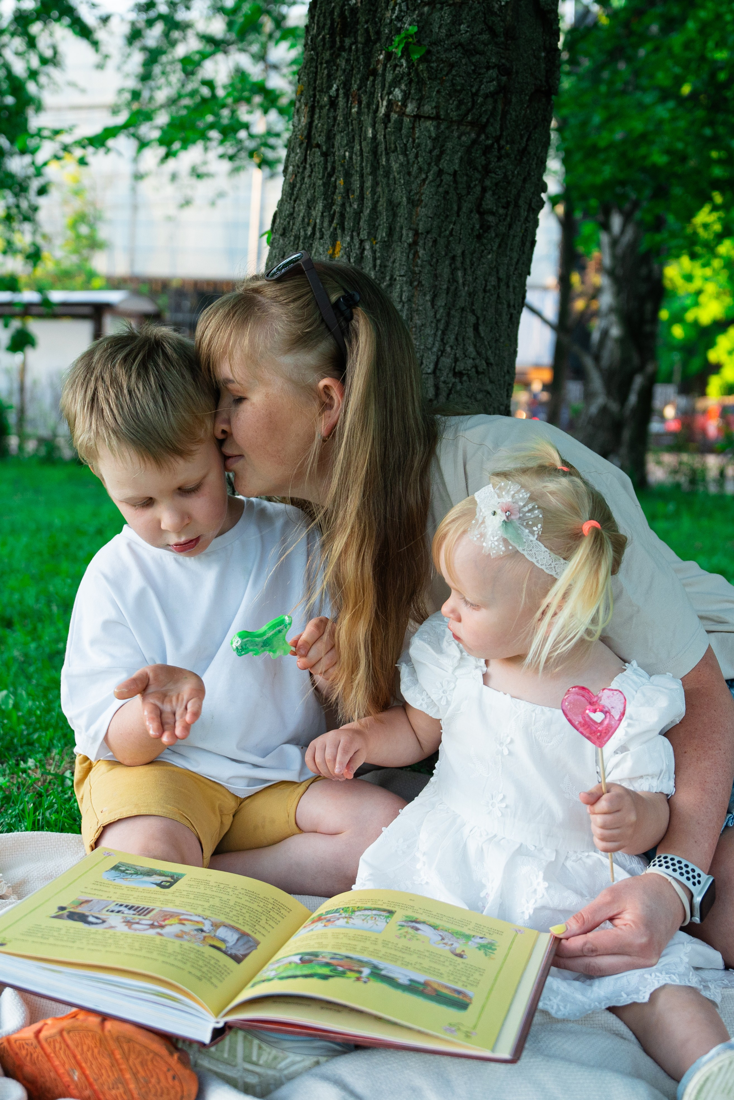 Семейная прогулка. Крамер Юлиана детский и семейный фотограф