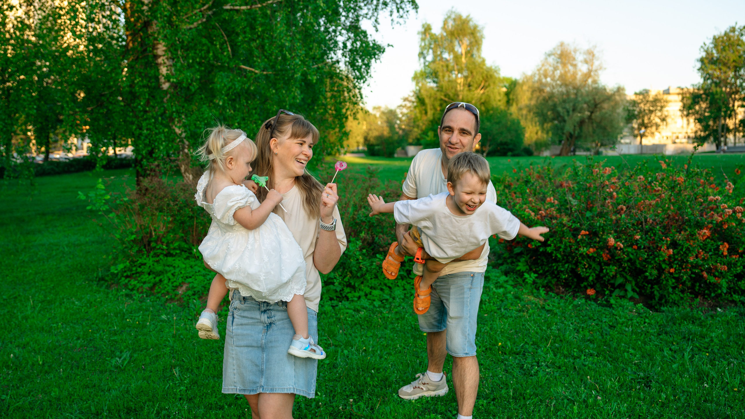 Семейная прогулка. Крамер Юлиана детский и семейный фотограф