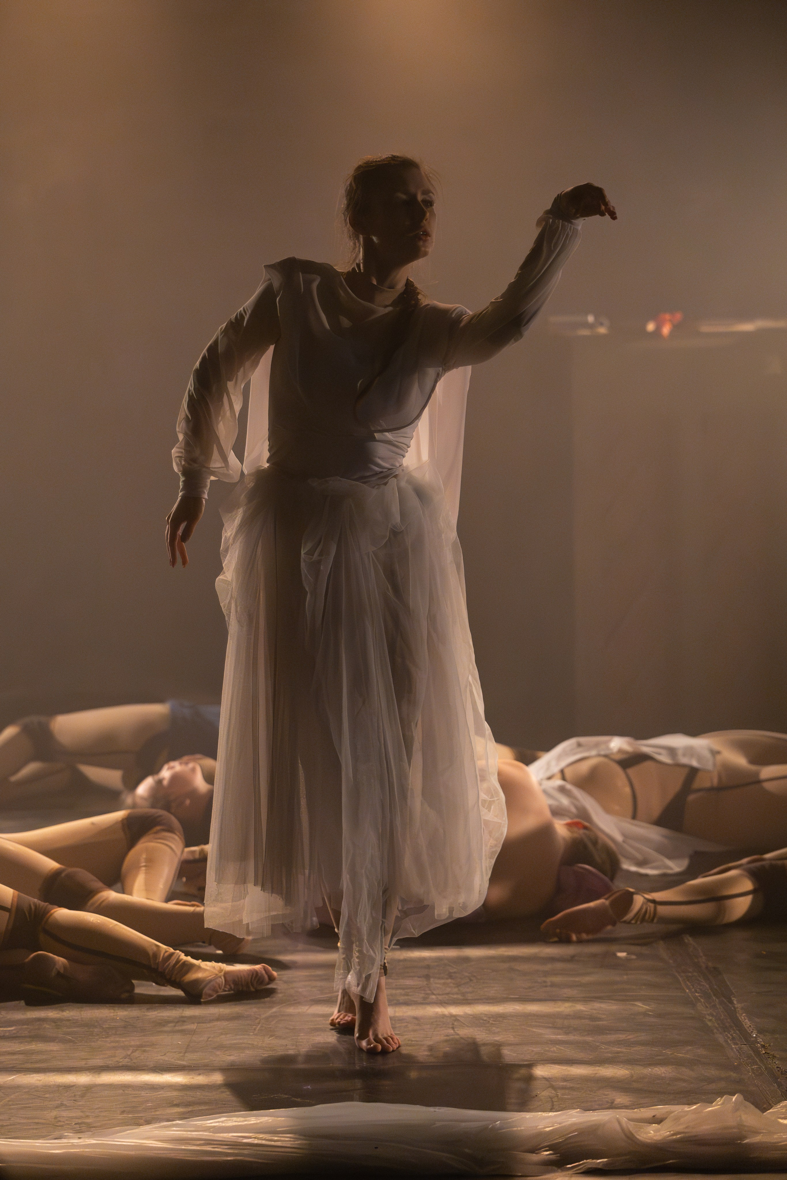 Постановка «Иные» 2025. Предметный и репортажный фотограф в Санкт-Петербурге Александр Е