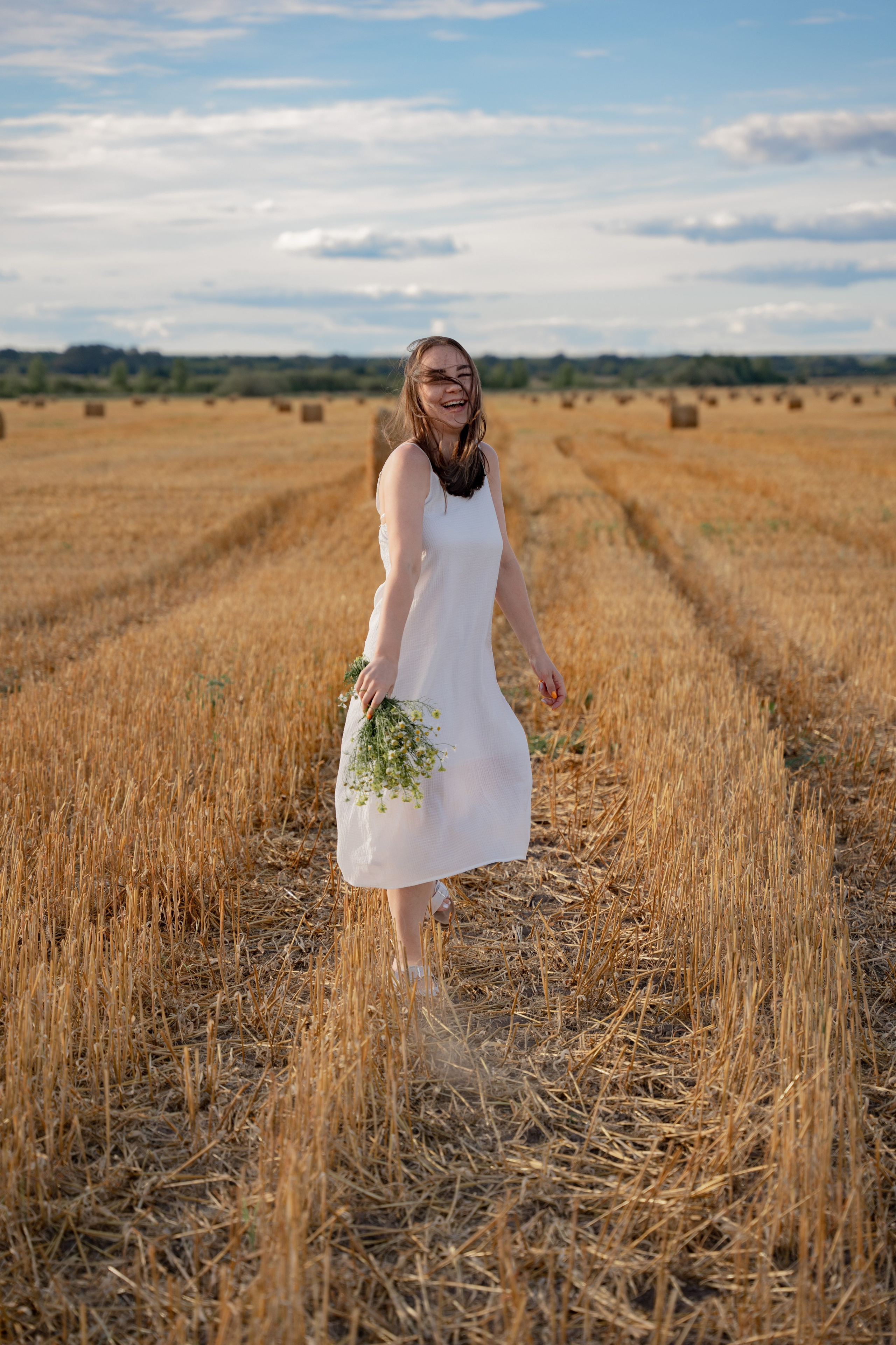 Ольга в поле