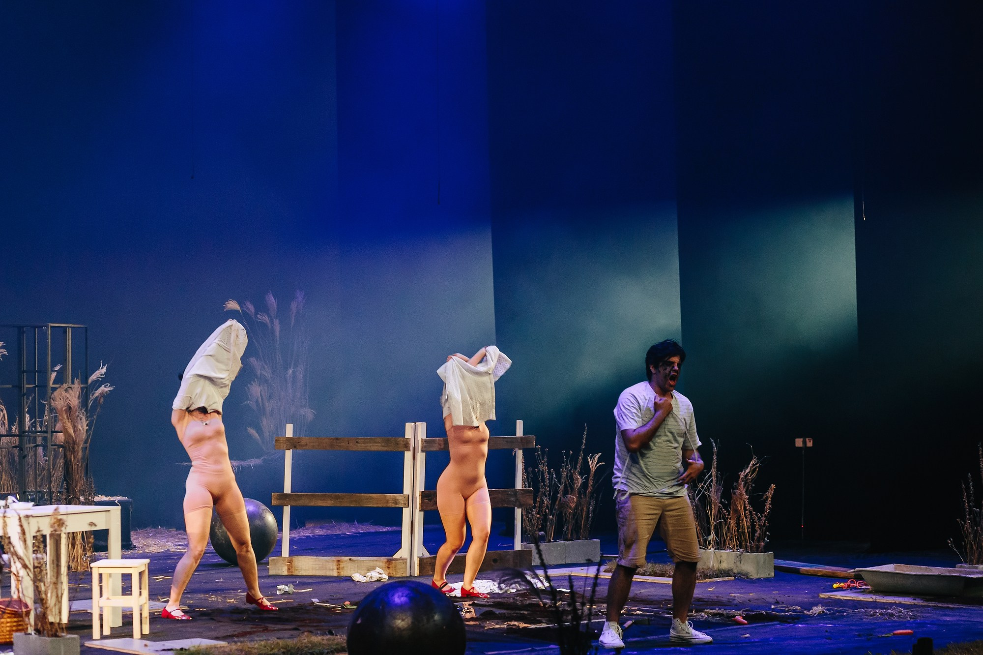 Спектакль Приглушенные голоса в Театре Академии танца Б. Эйфмана (+репетиция). Семейный и портретный фотограф в Санкт-Петербурге Андрей Воробьев