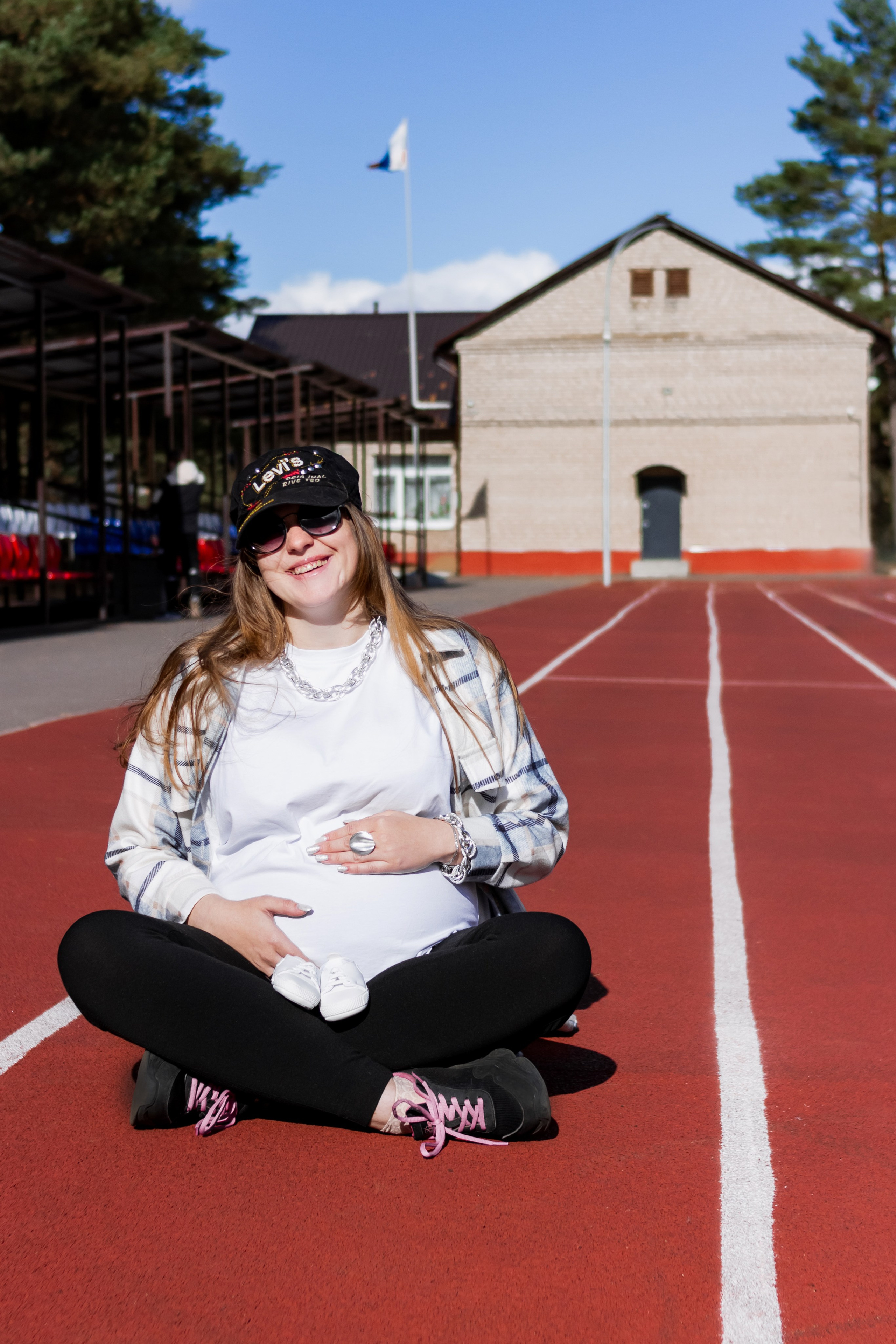 Беременность «В ожидании чуда». Ваш фотограф Анна, фотосалон «В Кадре» Велиж