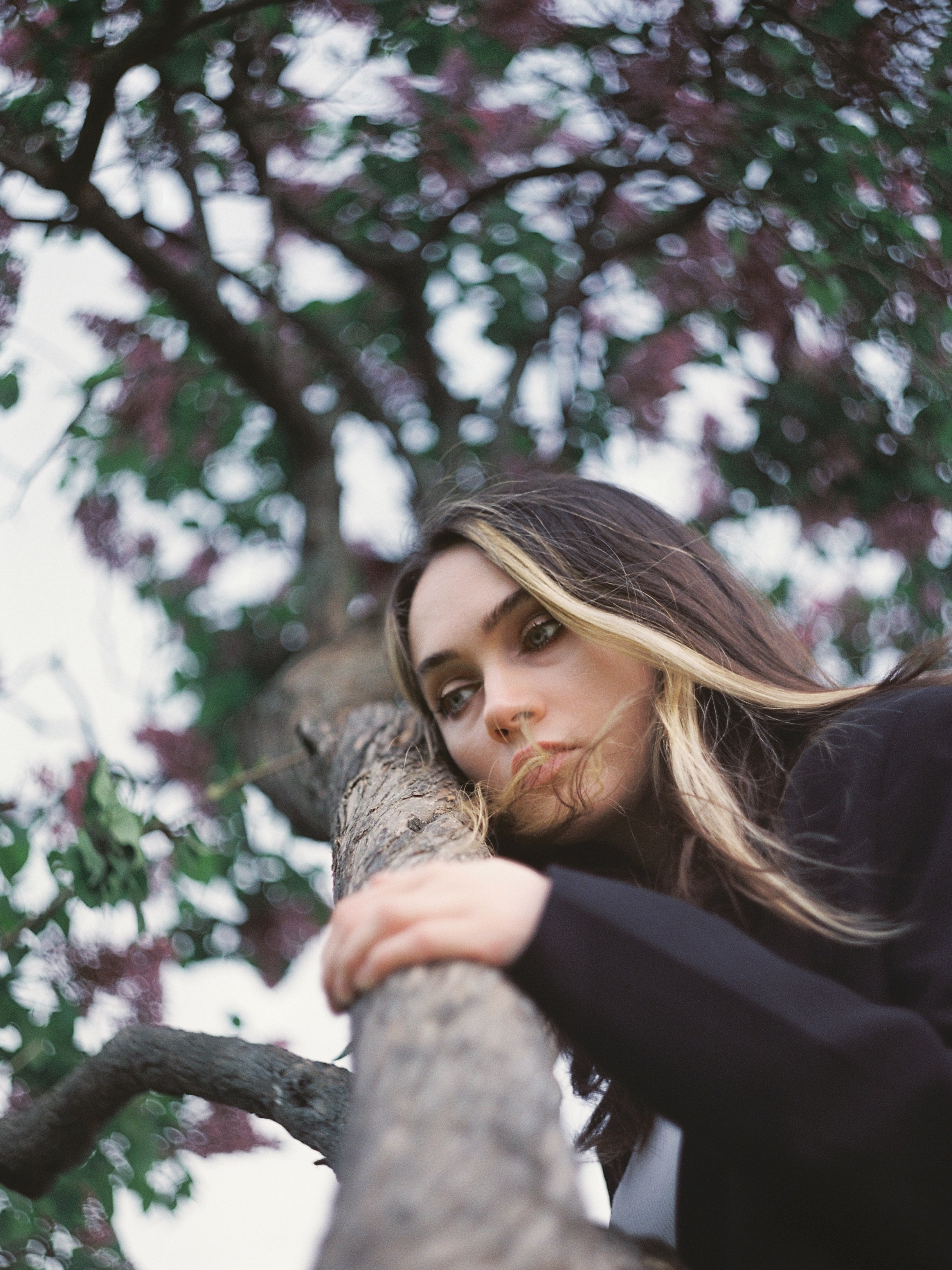 Прогулочная фотосессия на плёнку в Петербурге. Светлана Гопанюк. Портретный фотограф. Санкт-Петербург. СПб